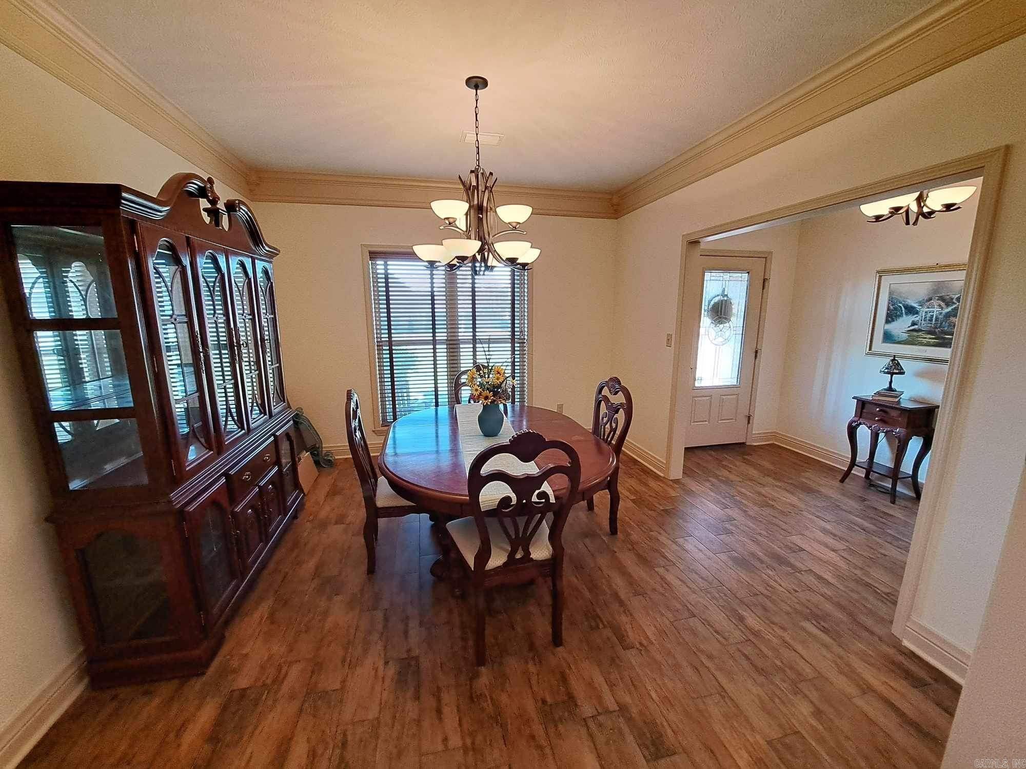 HILL COUNTRY EST - Residential