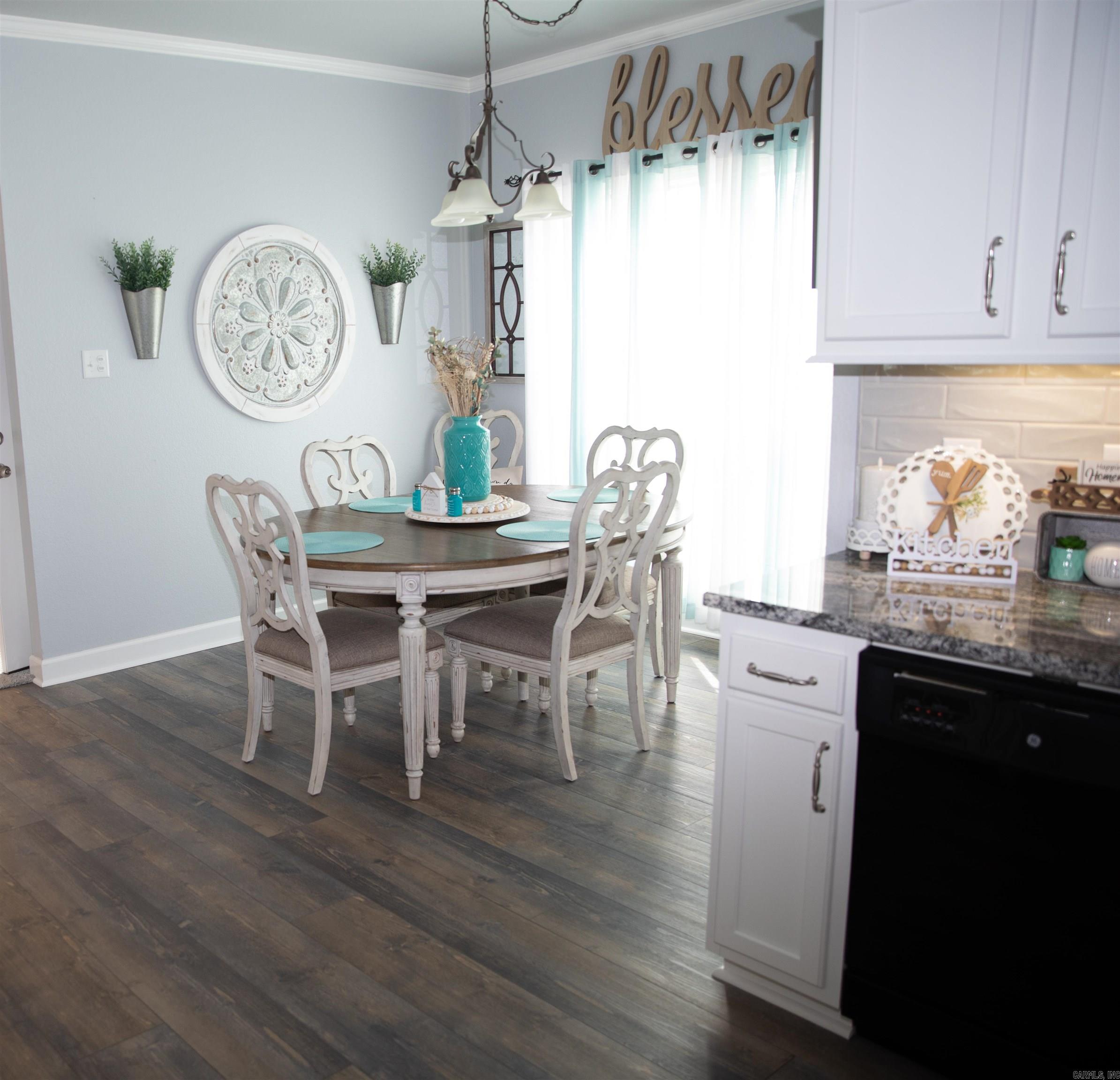 KESSINGER PLACE - Residential