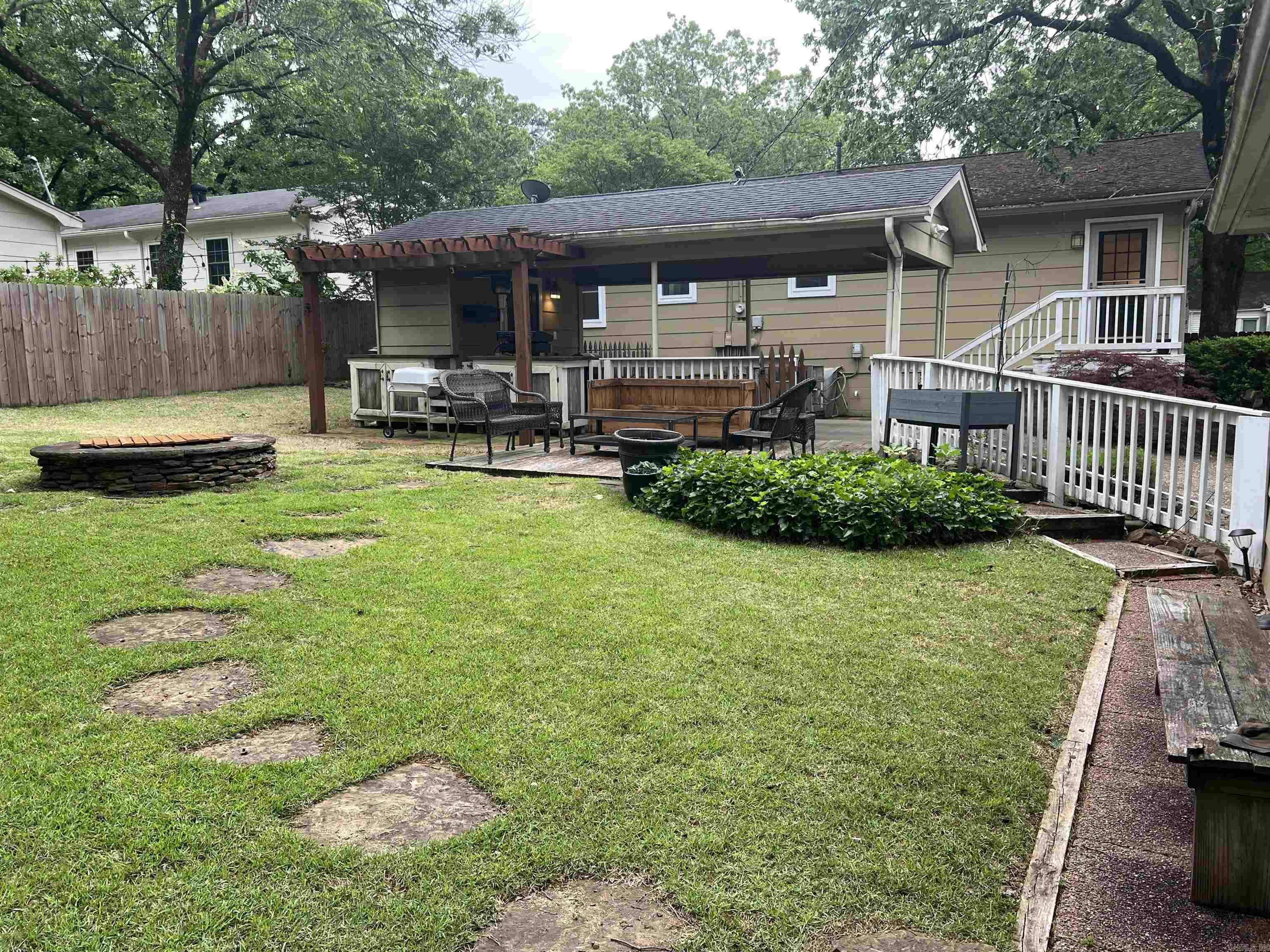 Hollywood - Residential