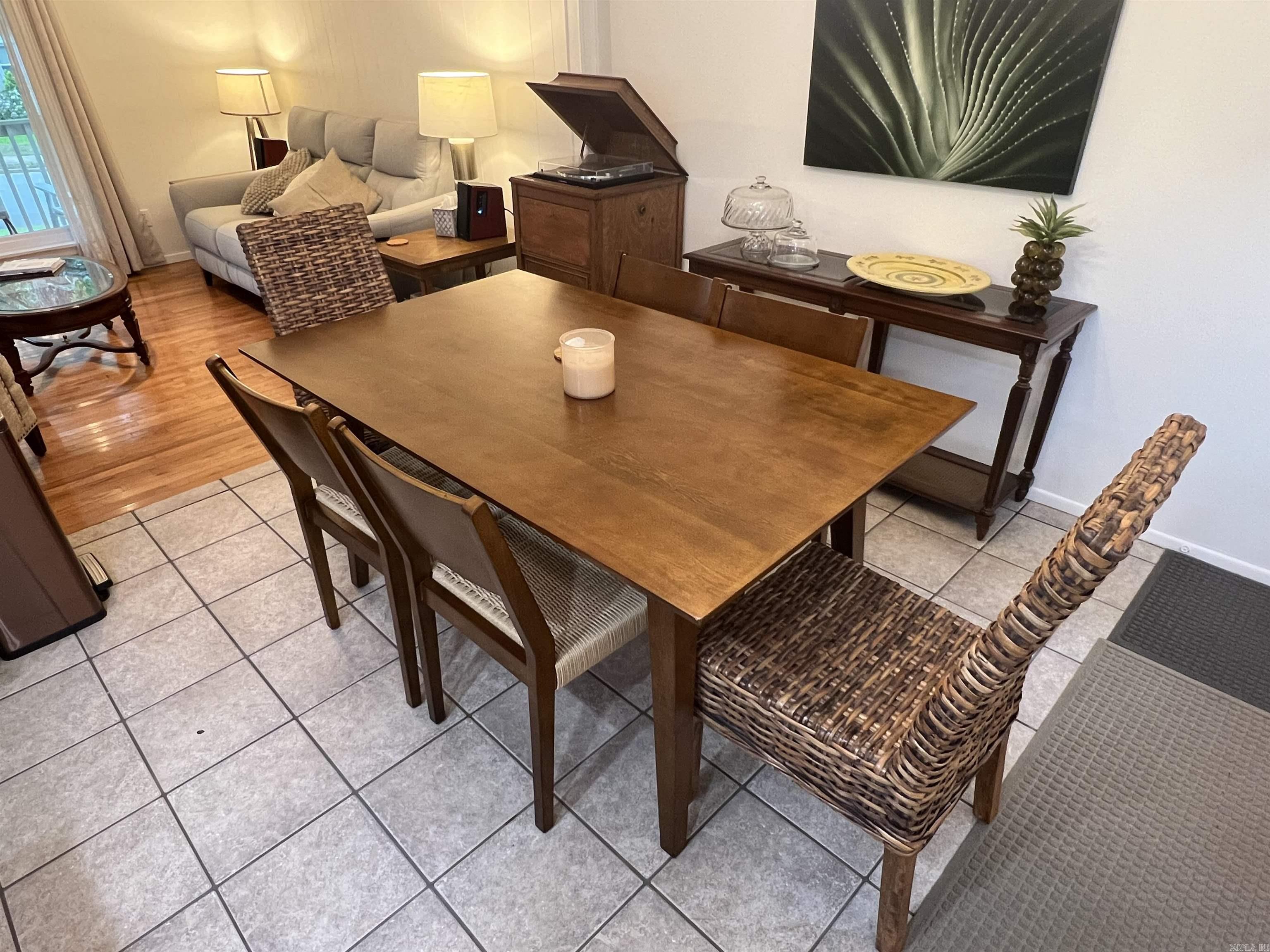 Hollywood - Residential