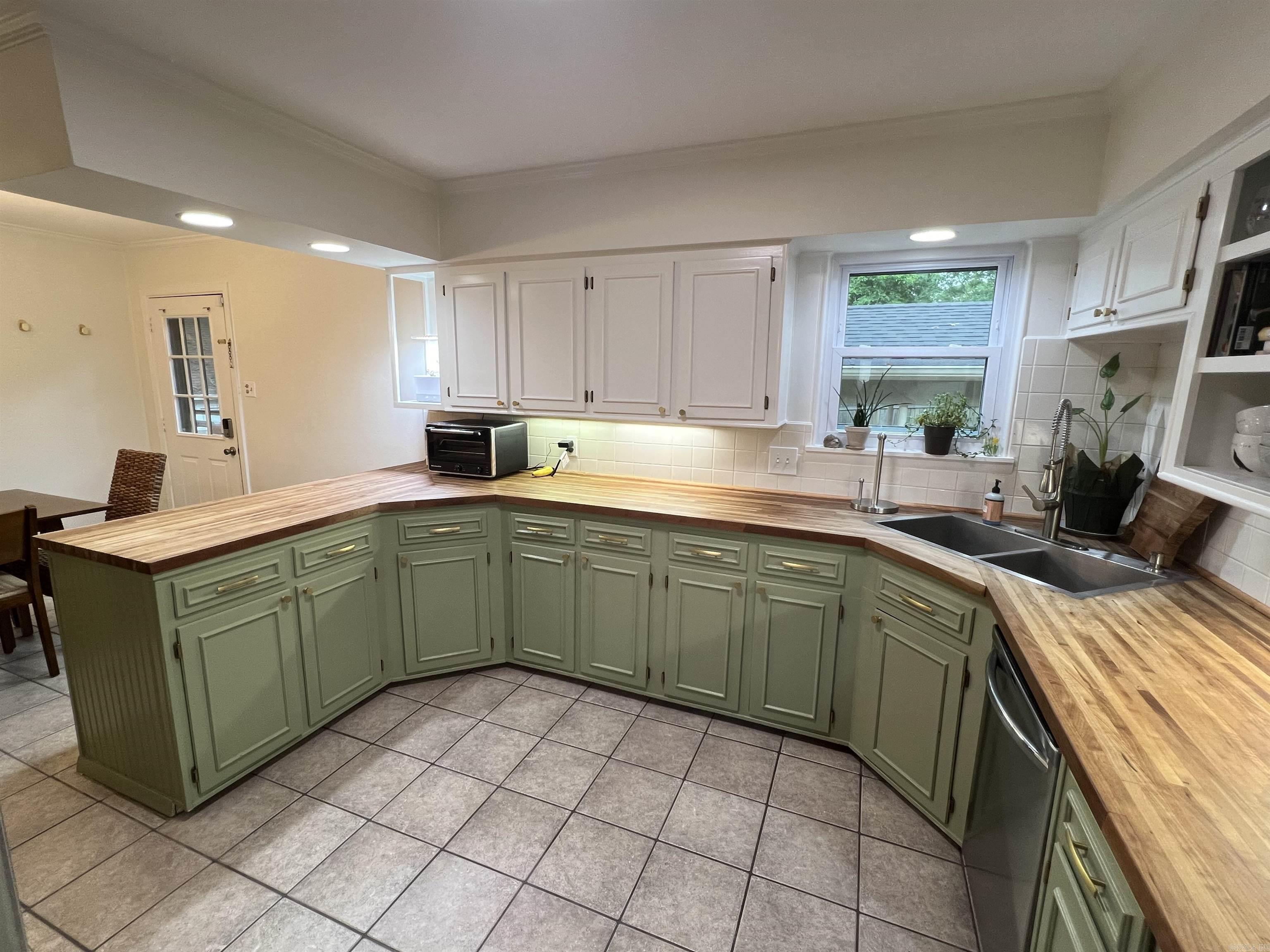 Hollywood - Residential