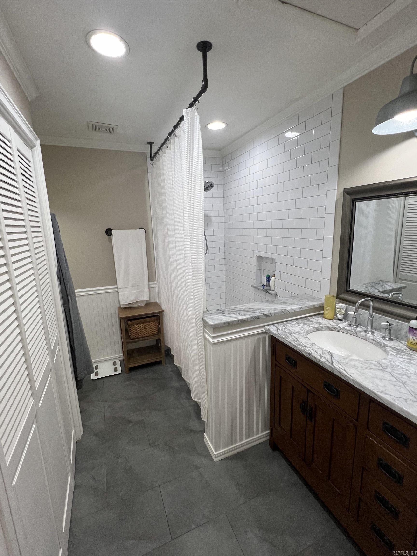 Hollywood - Residential