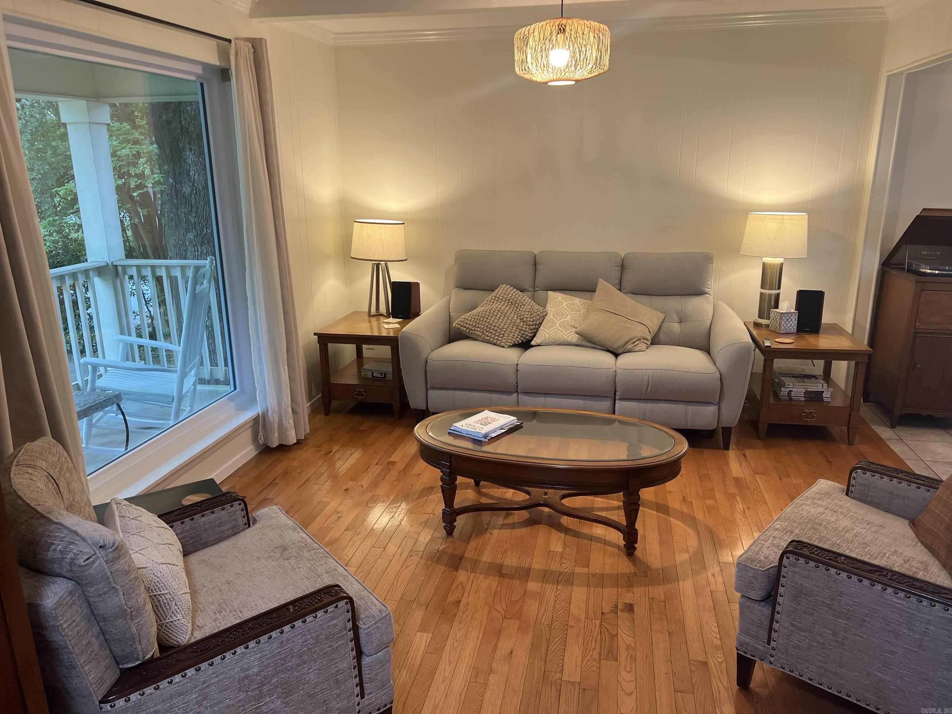 Hollywood - Residential