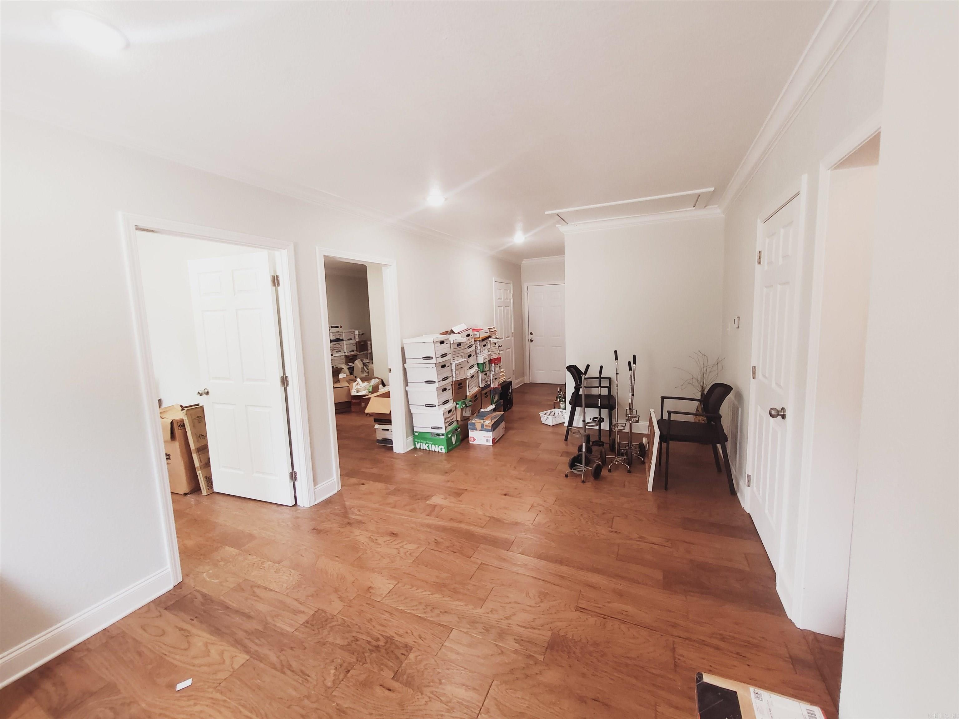 M&B PIGGOTT 2-20-8 - Residential
