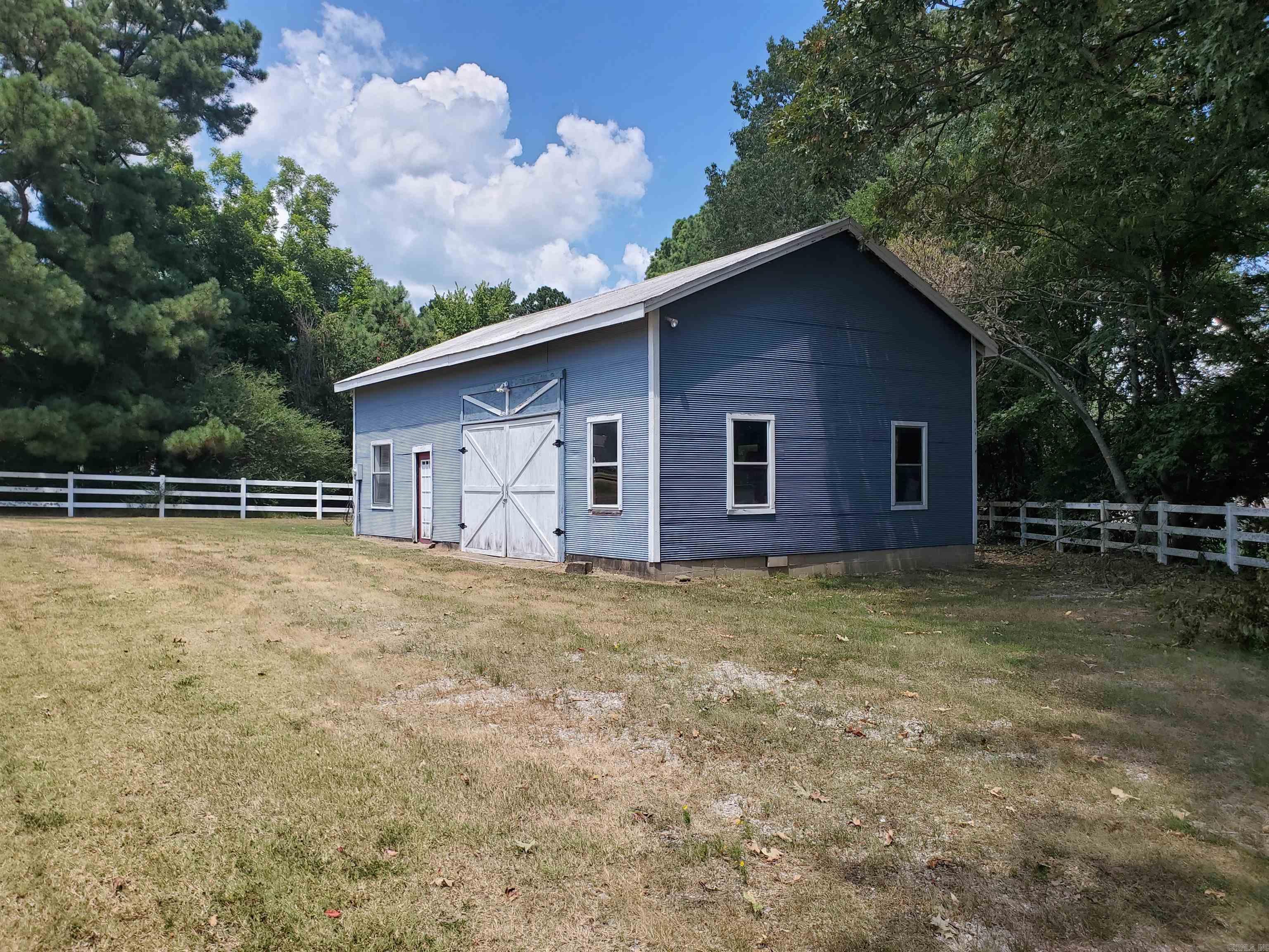 M&B PIGGOTT 2-20-8 - Residential