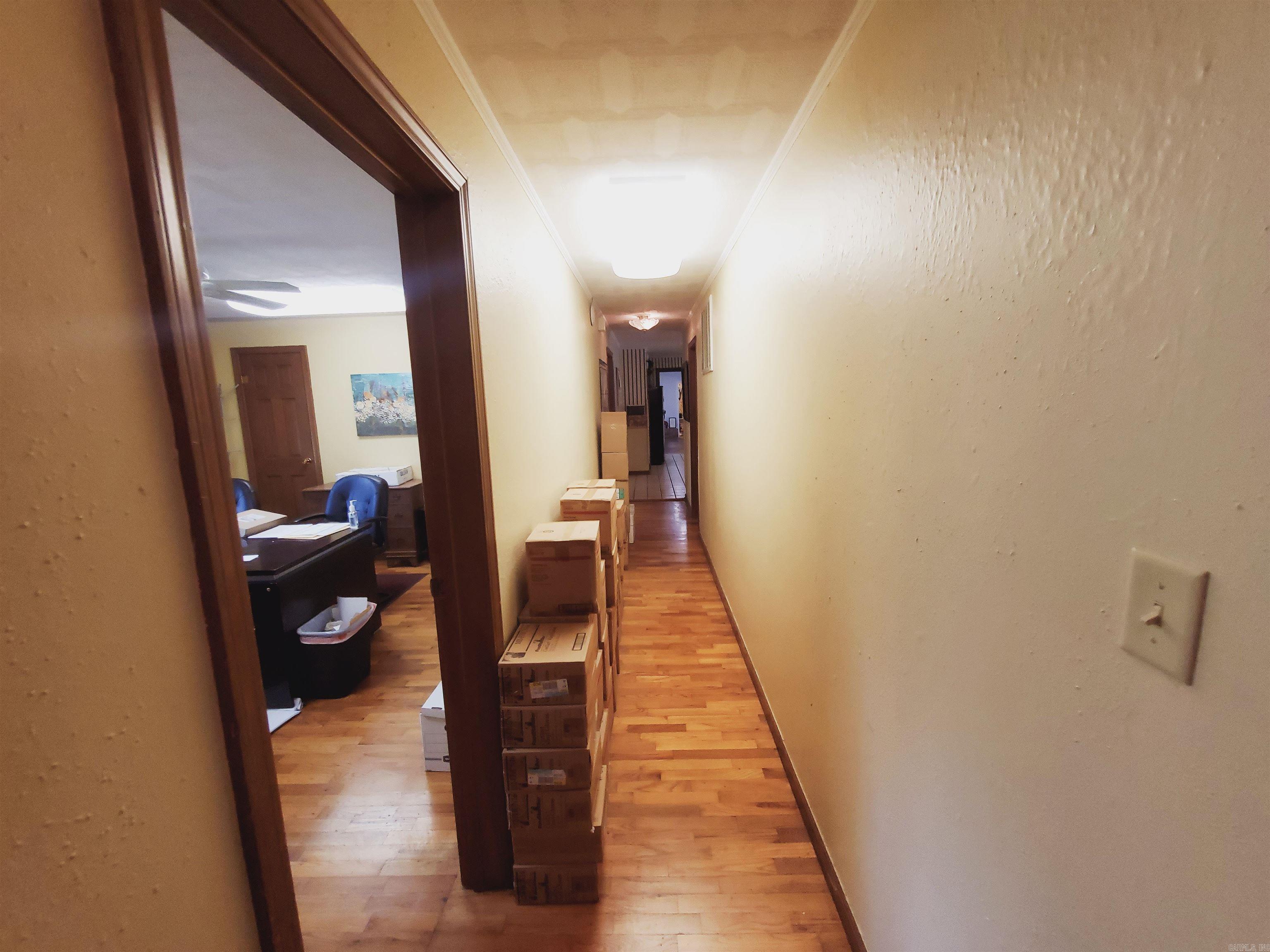 M&B PIGGOTT 2-20-8 - Residential