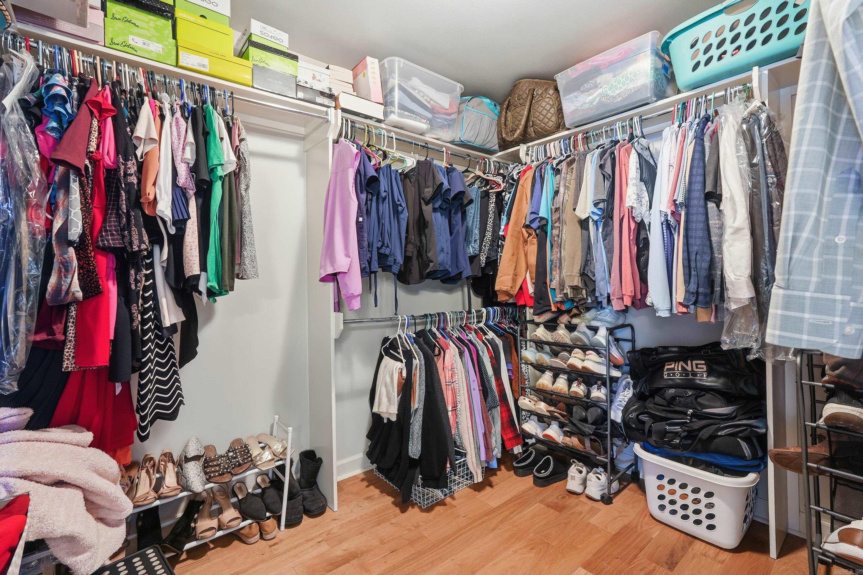 COUNTRY CLUB OF ARK THE - Residential