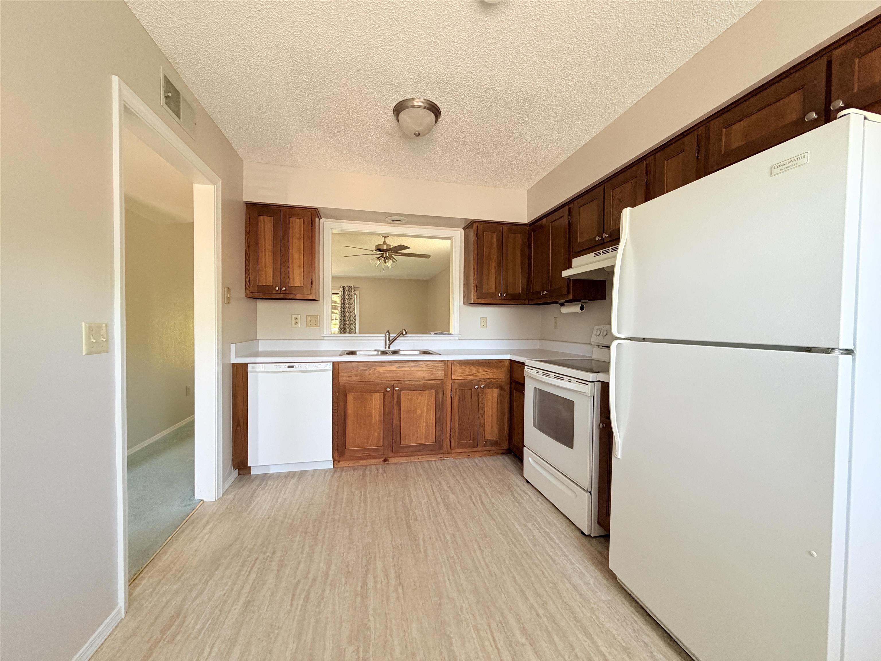 CHEROKEE COURTS - Residential