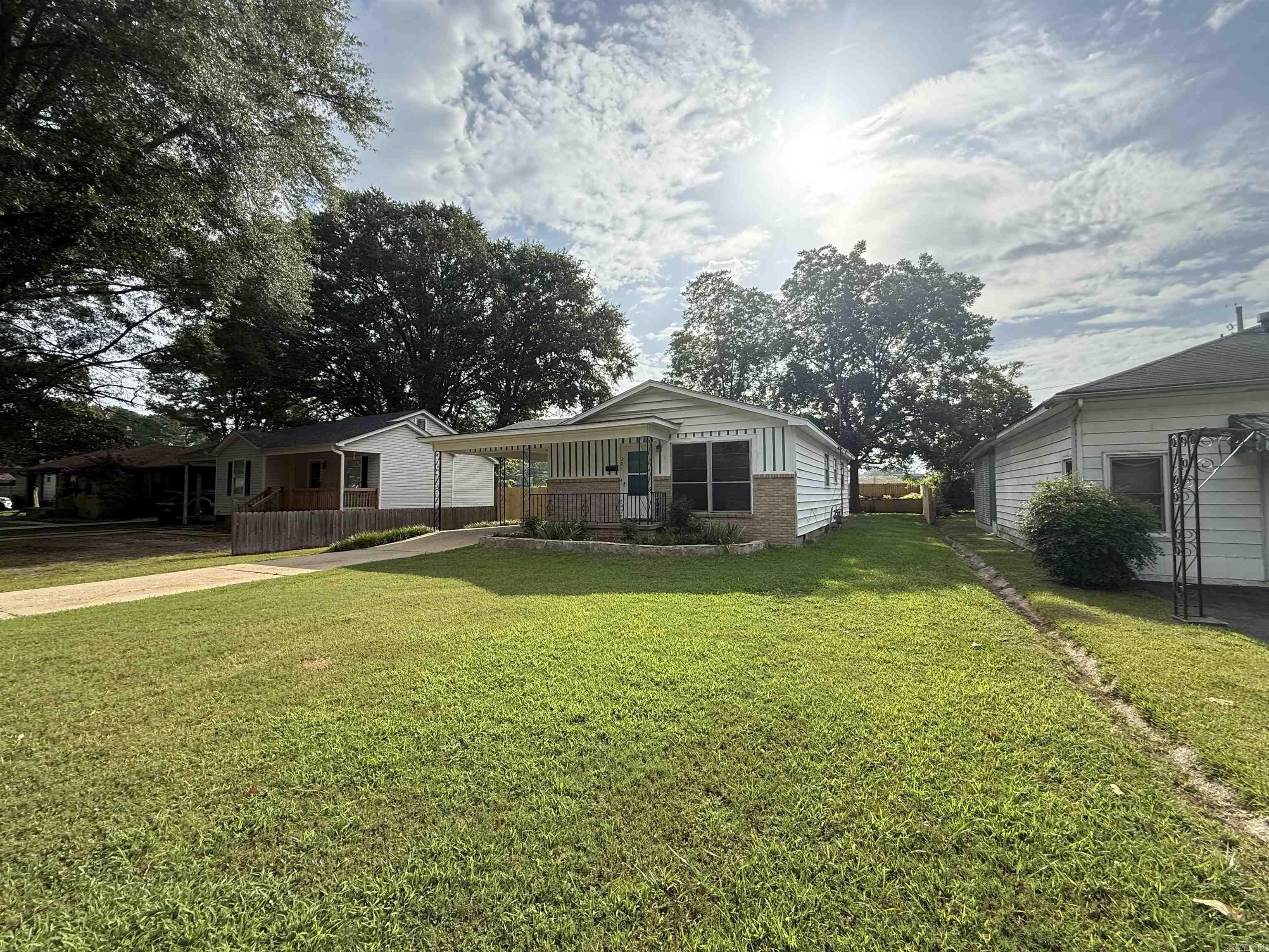 Troutt - Residential