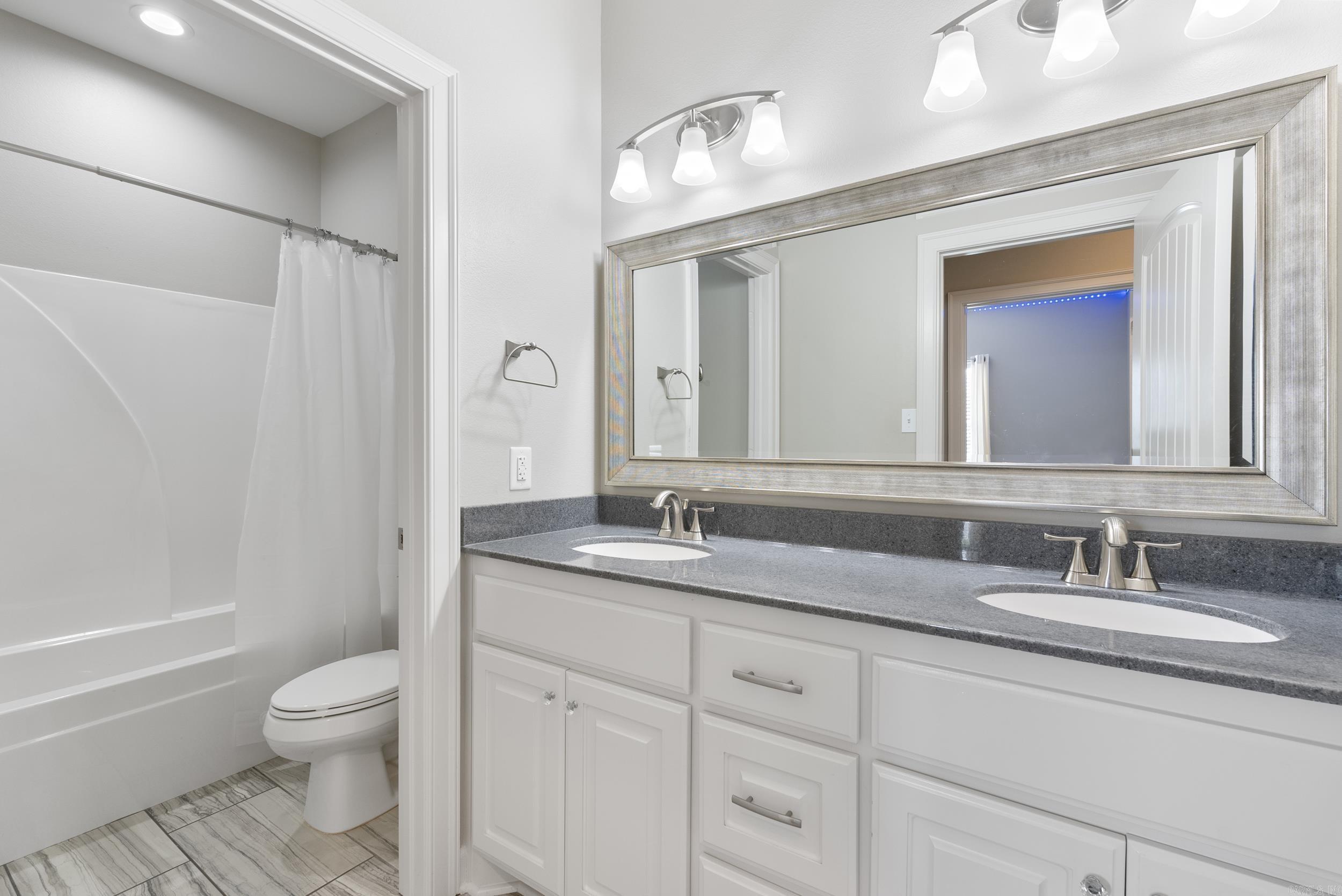 HENDRICKSON ACRES - Residential