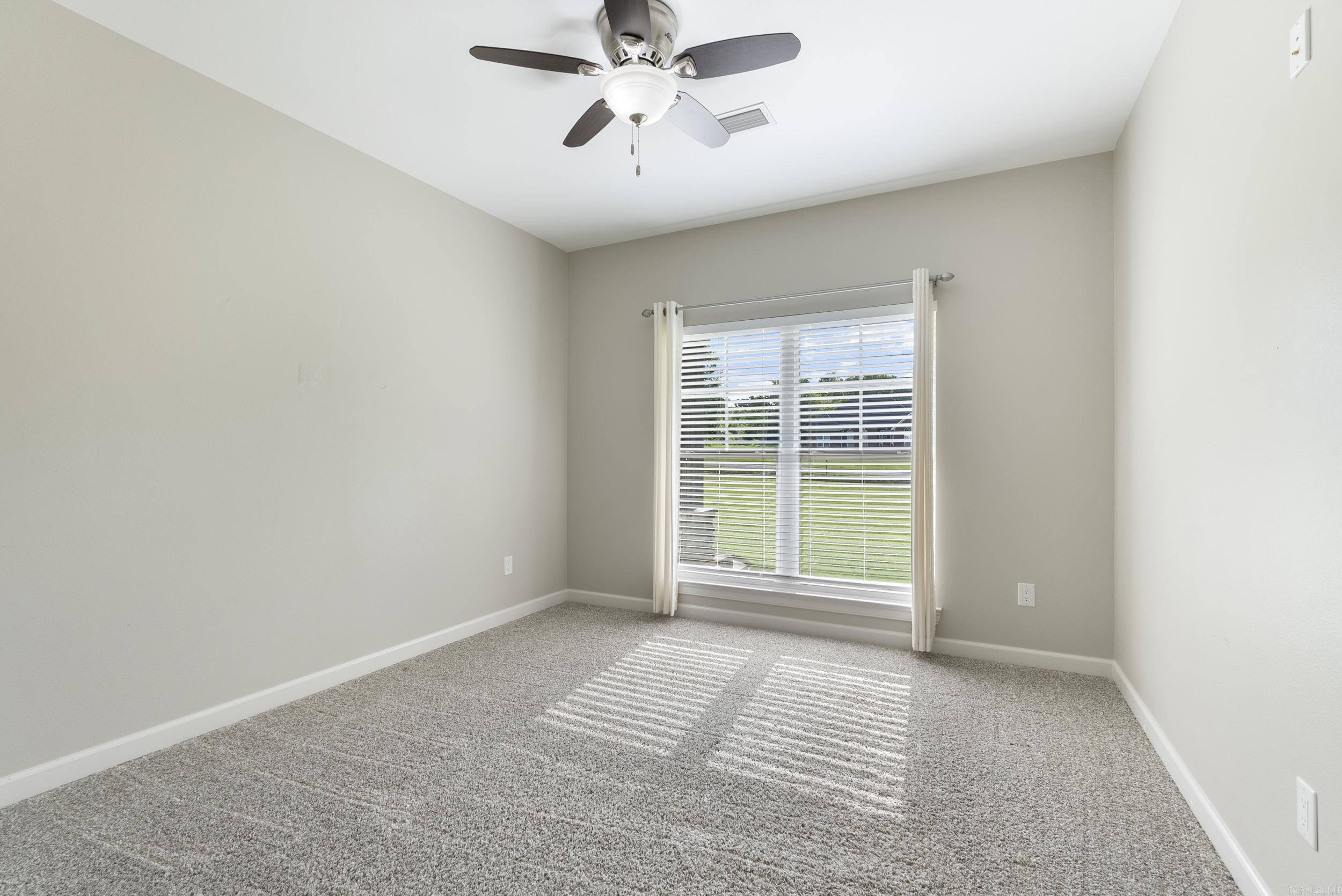 HENDRICKSON ACRES - Residential