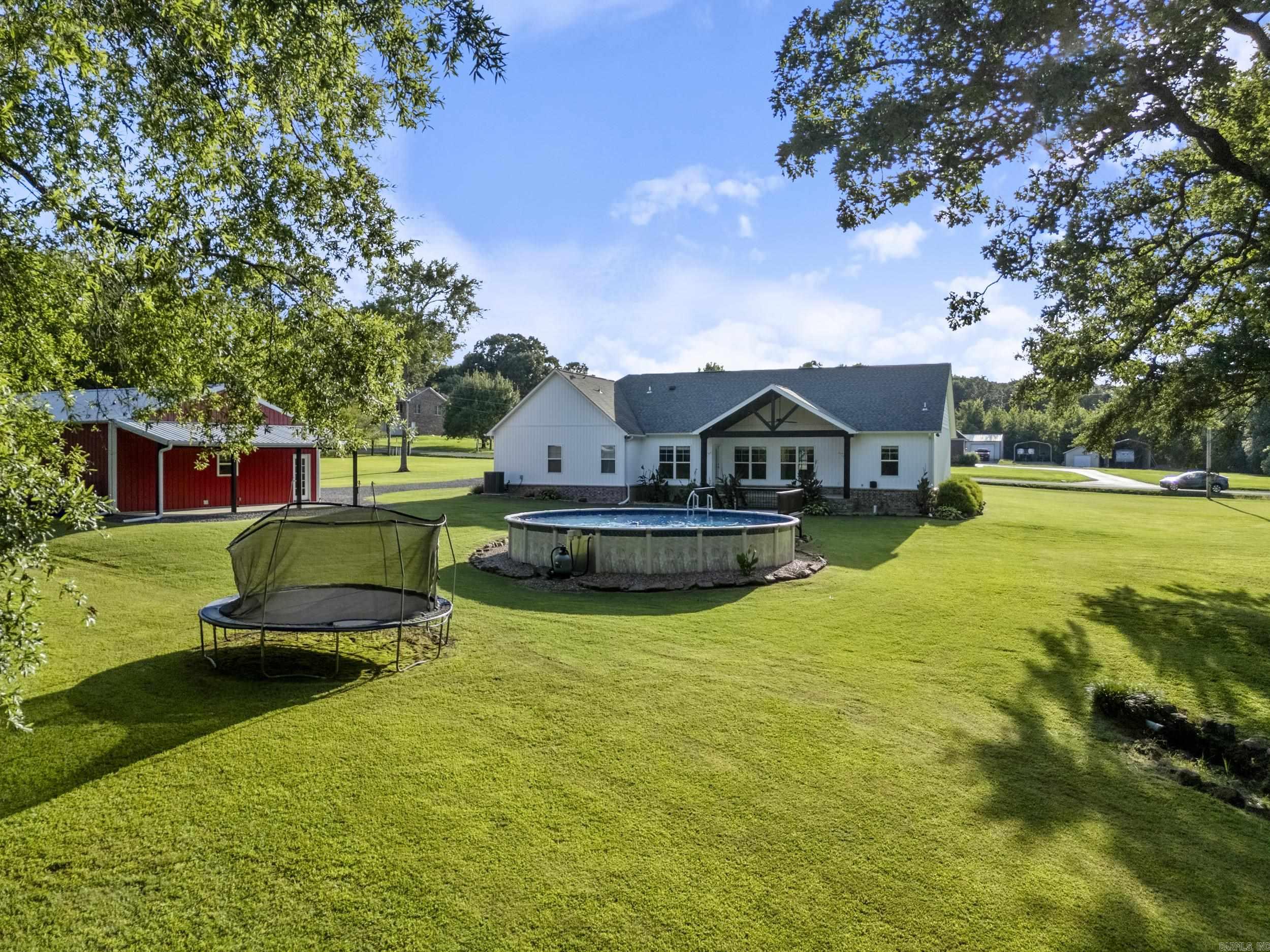 HENDRICKSON ACRES - Residential