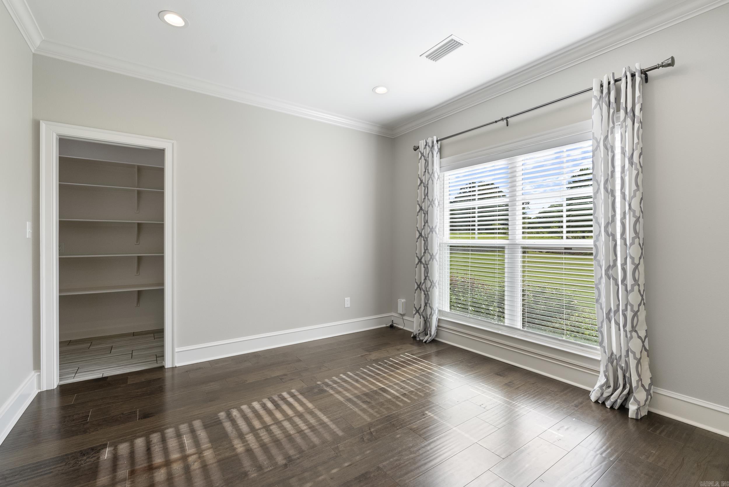 HENDRICKSON ACRES - Residential