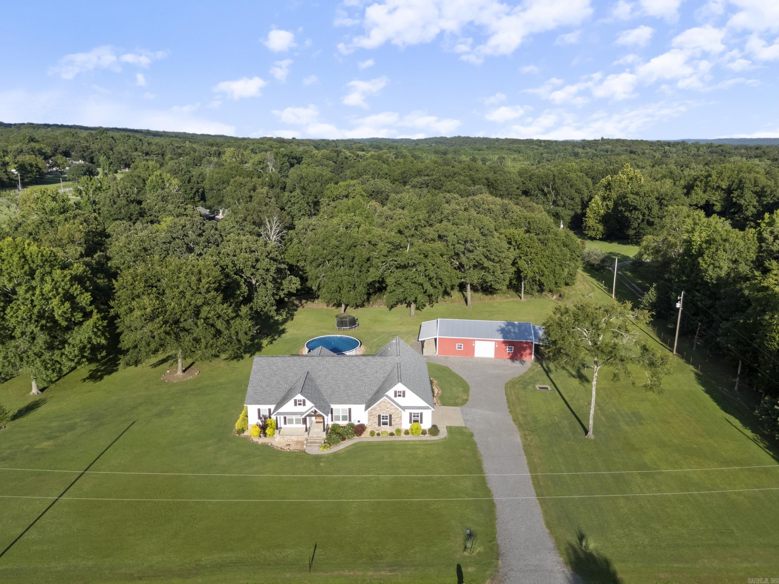 HENDRICKSON ACRES - Residential