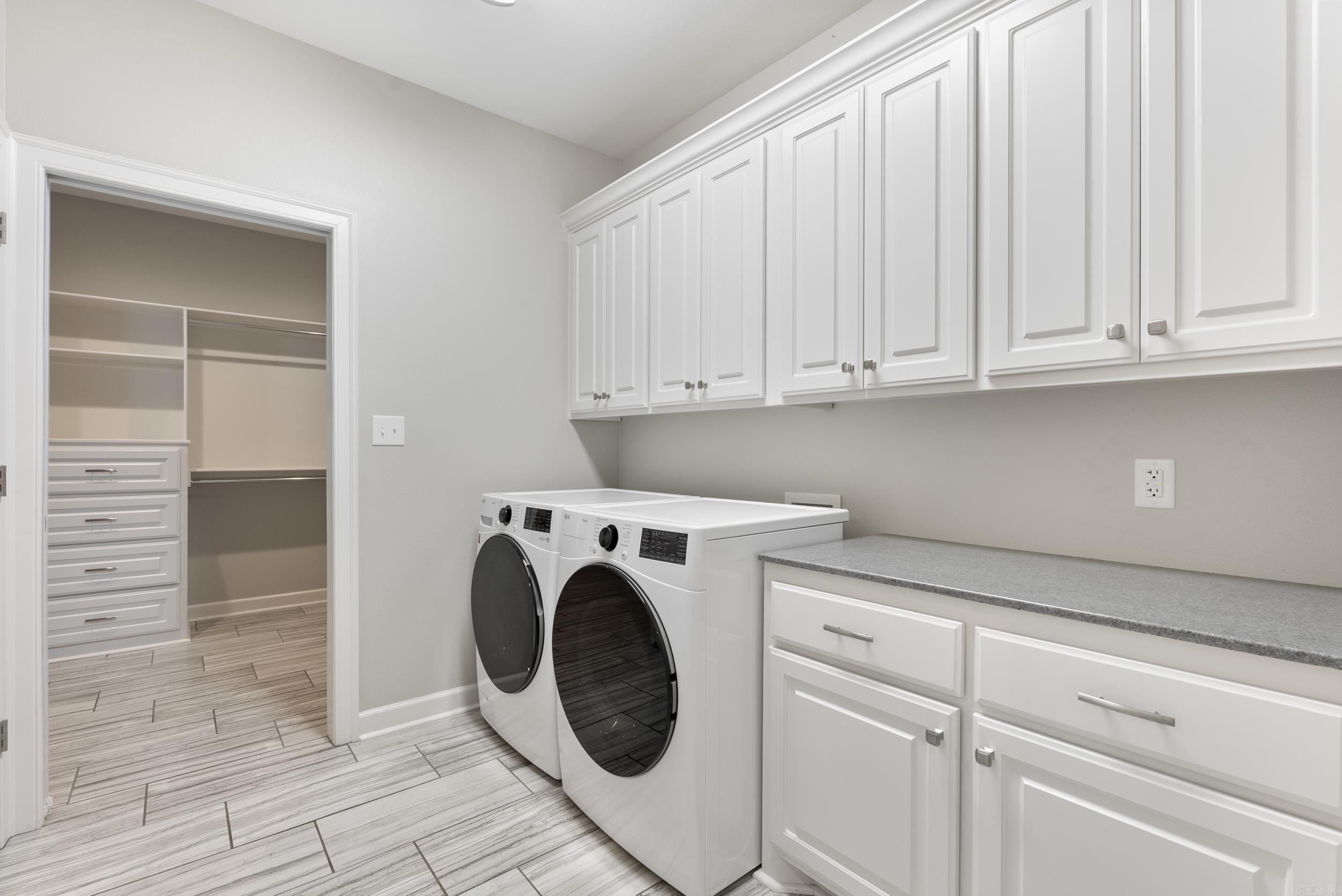 HENDRICKSON ACRES - Residential