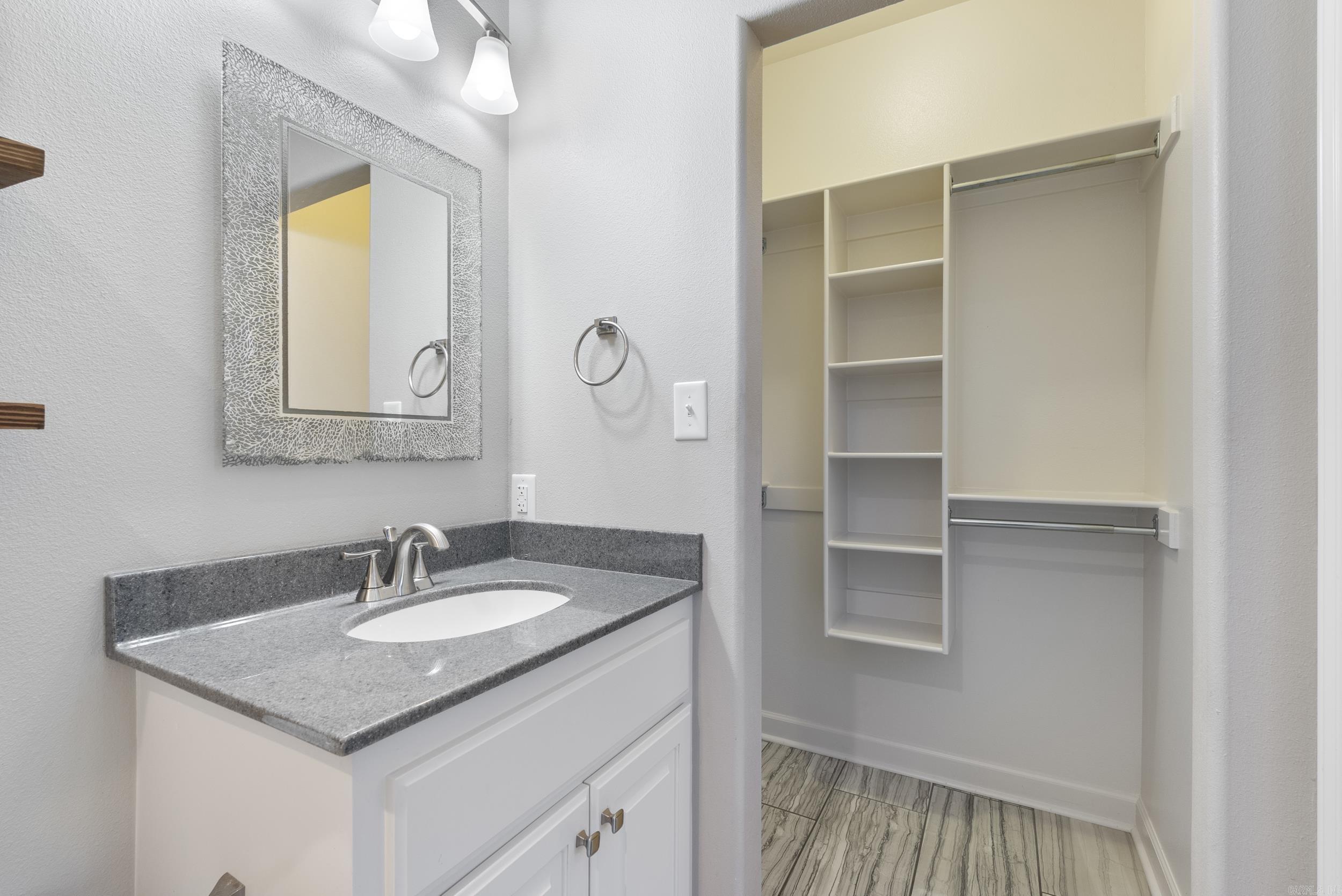 HENDRICKSON ACRES - Residential