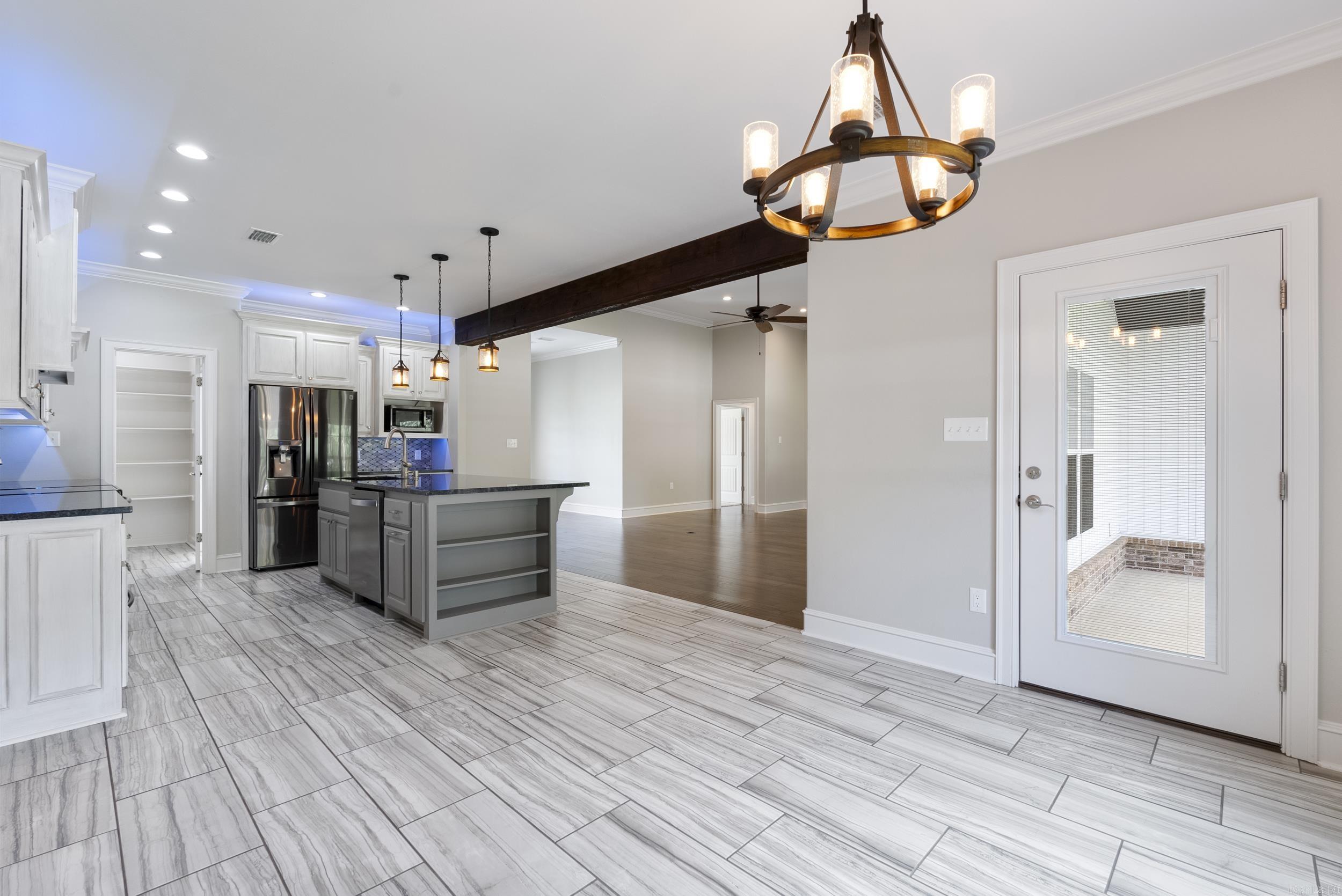 HENDRICKSON ACRES - Residential