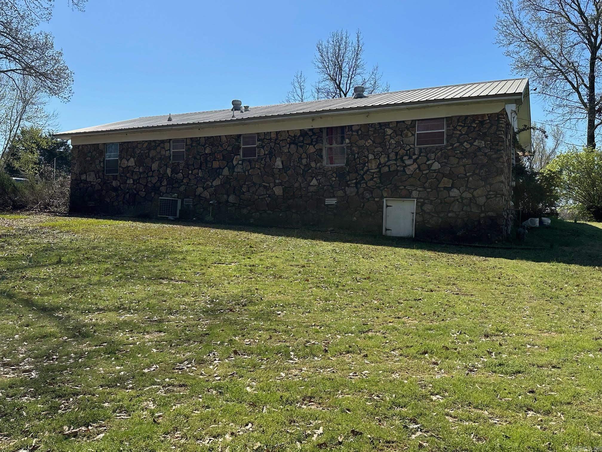 ANDREWS - Residential