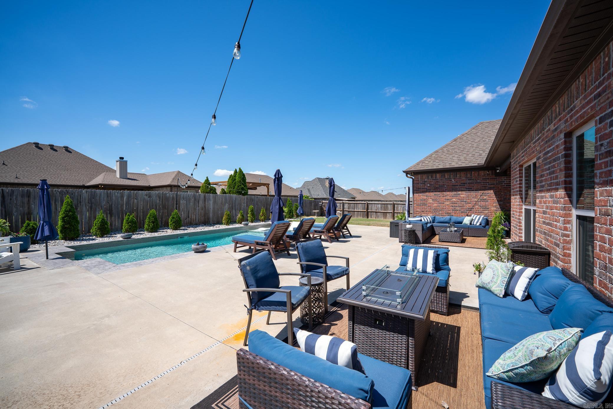 SALEM WOODS - Residential