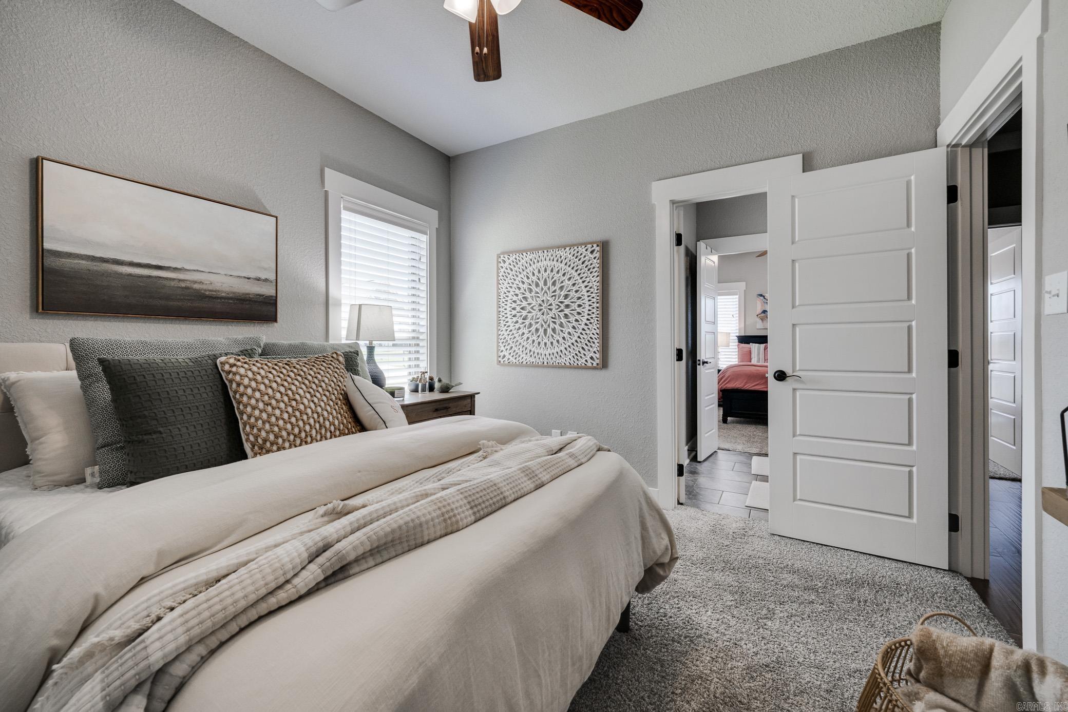 SALEM WOODS - Residential