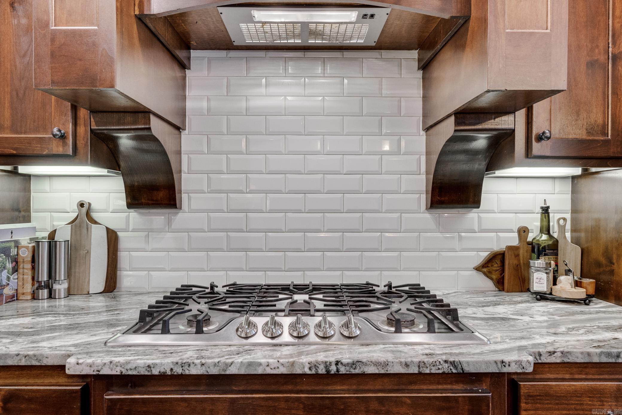 SALEM WOODS - Residential