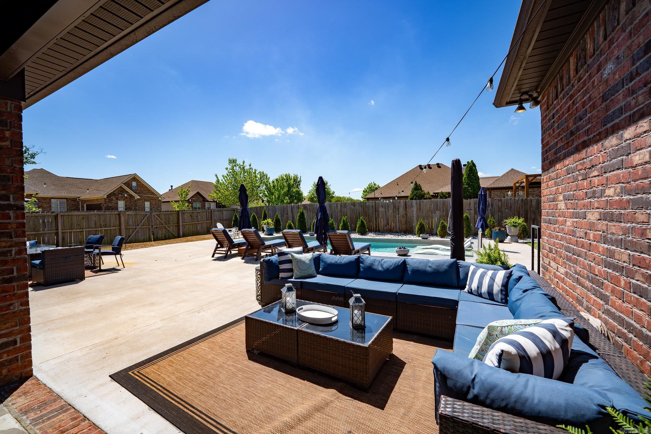 SALEM WOODS - Residential