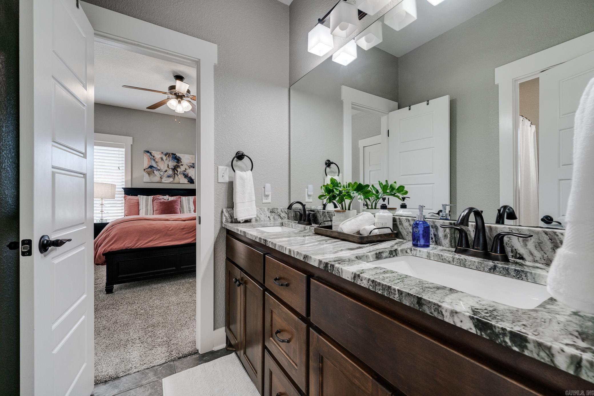 SALEM WOODS - Residential