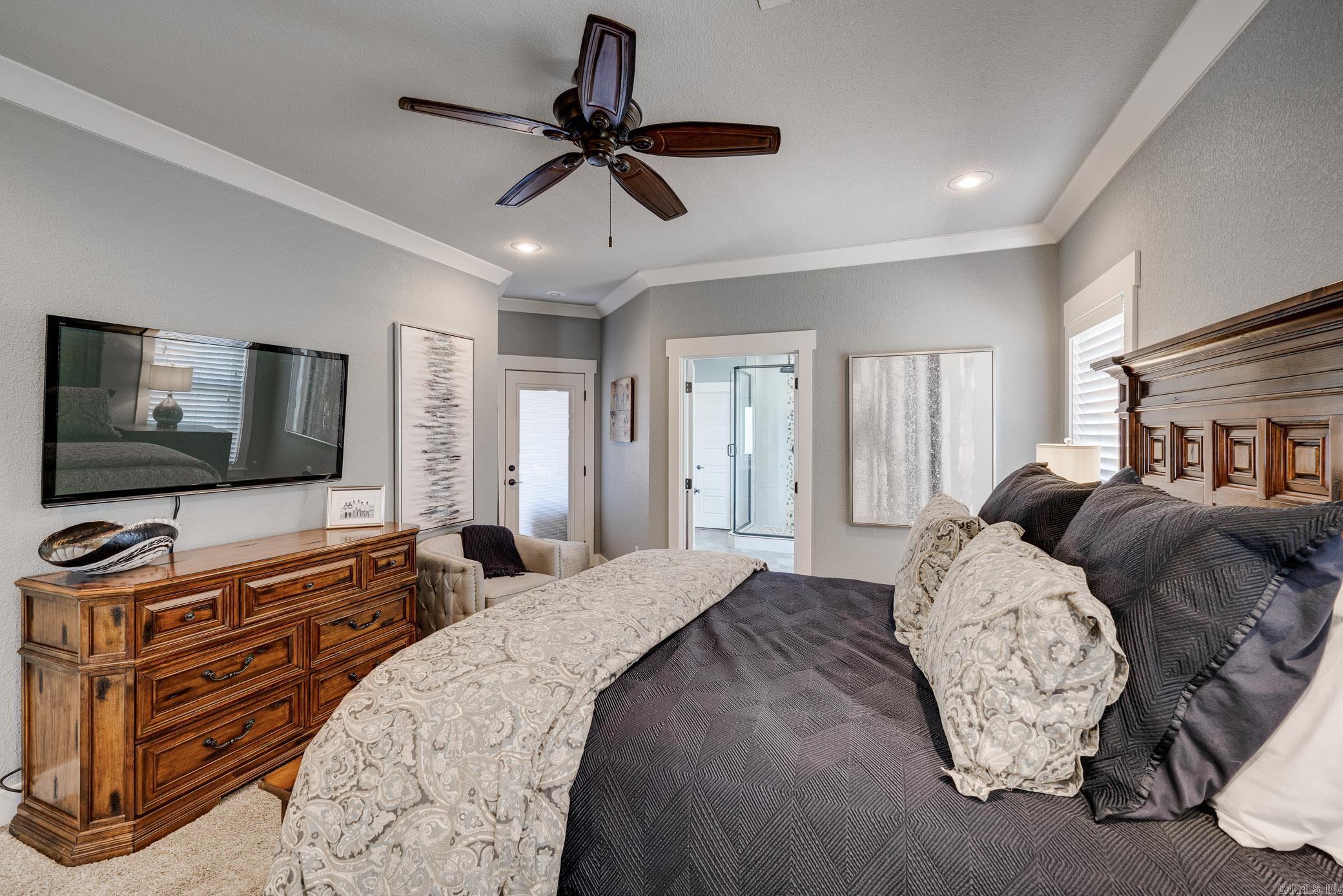 SALEM WOODS - Residential