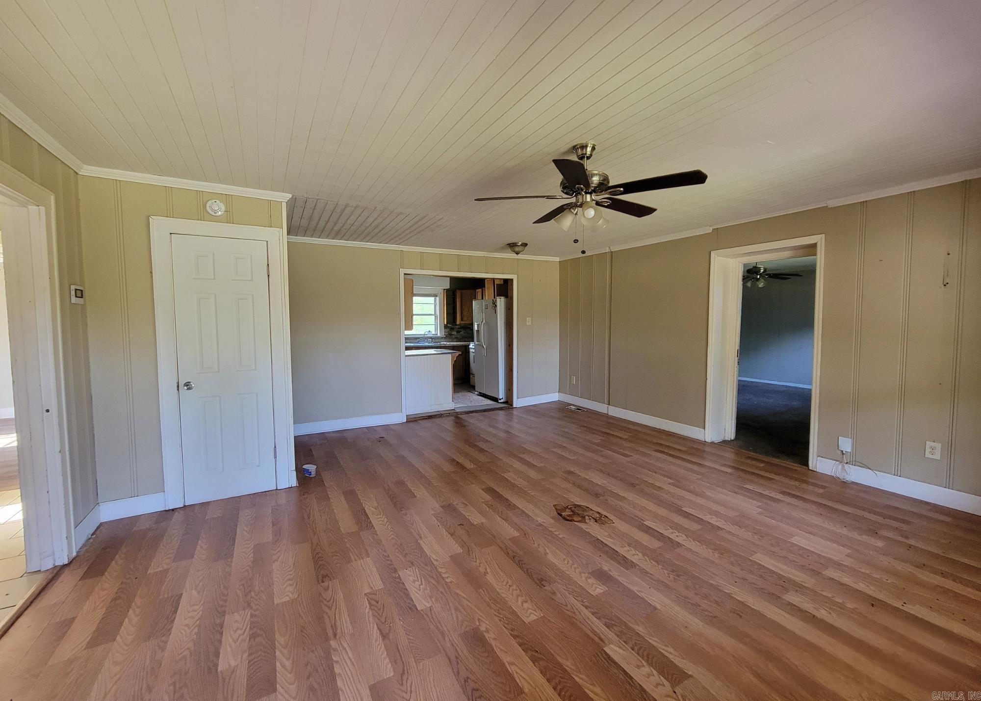 BARROW JOHN - Residential