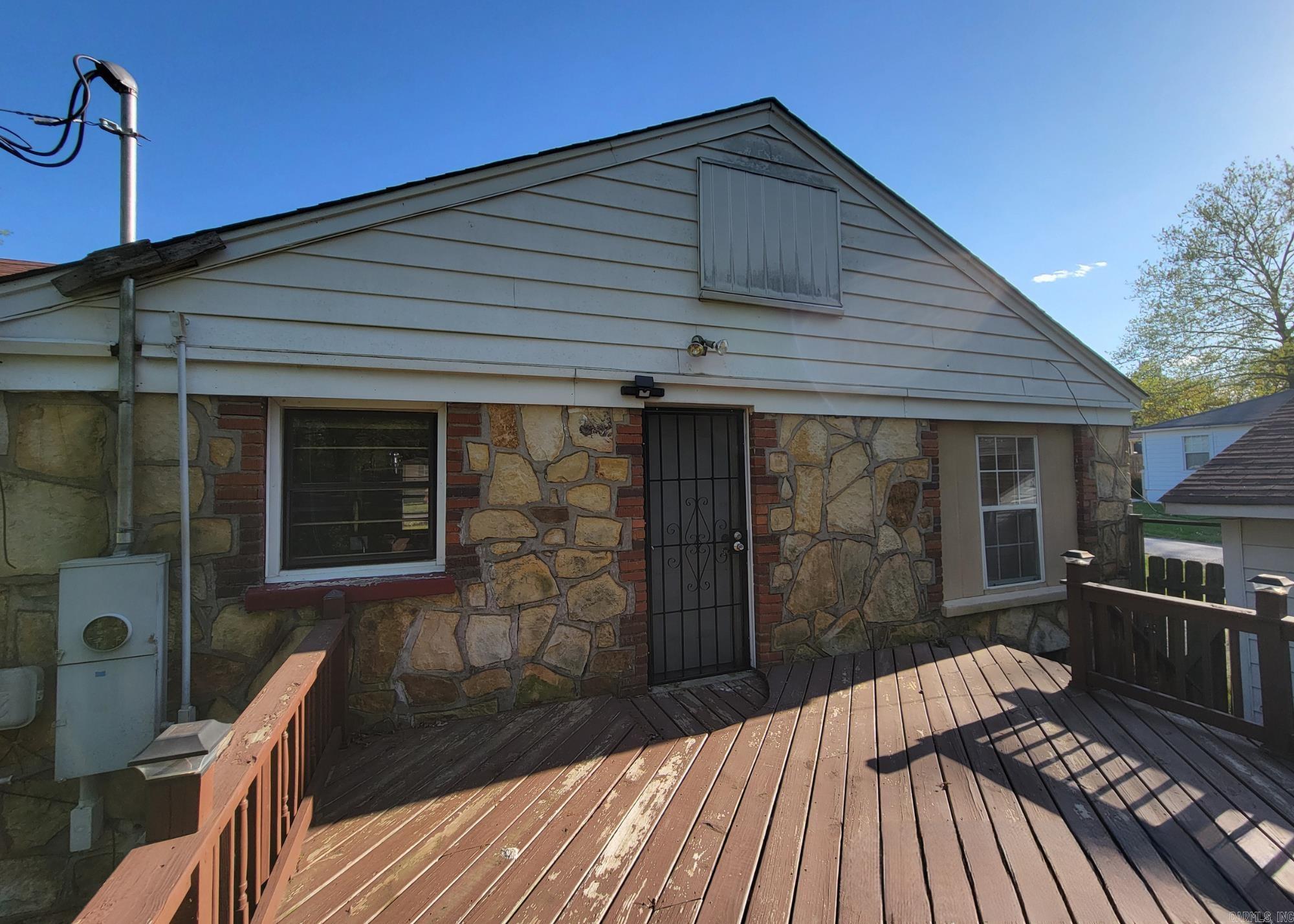 BARROW JOHN - Residential