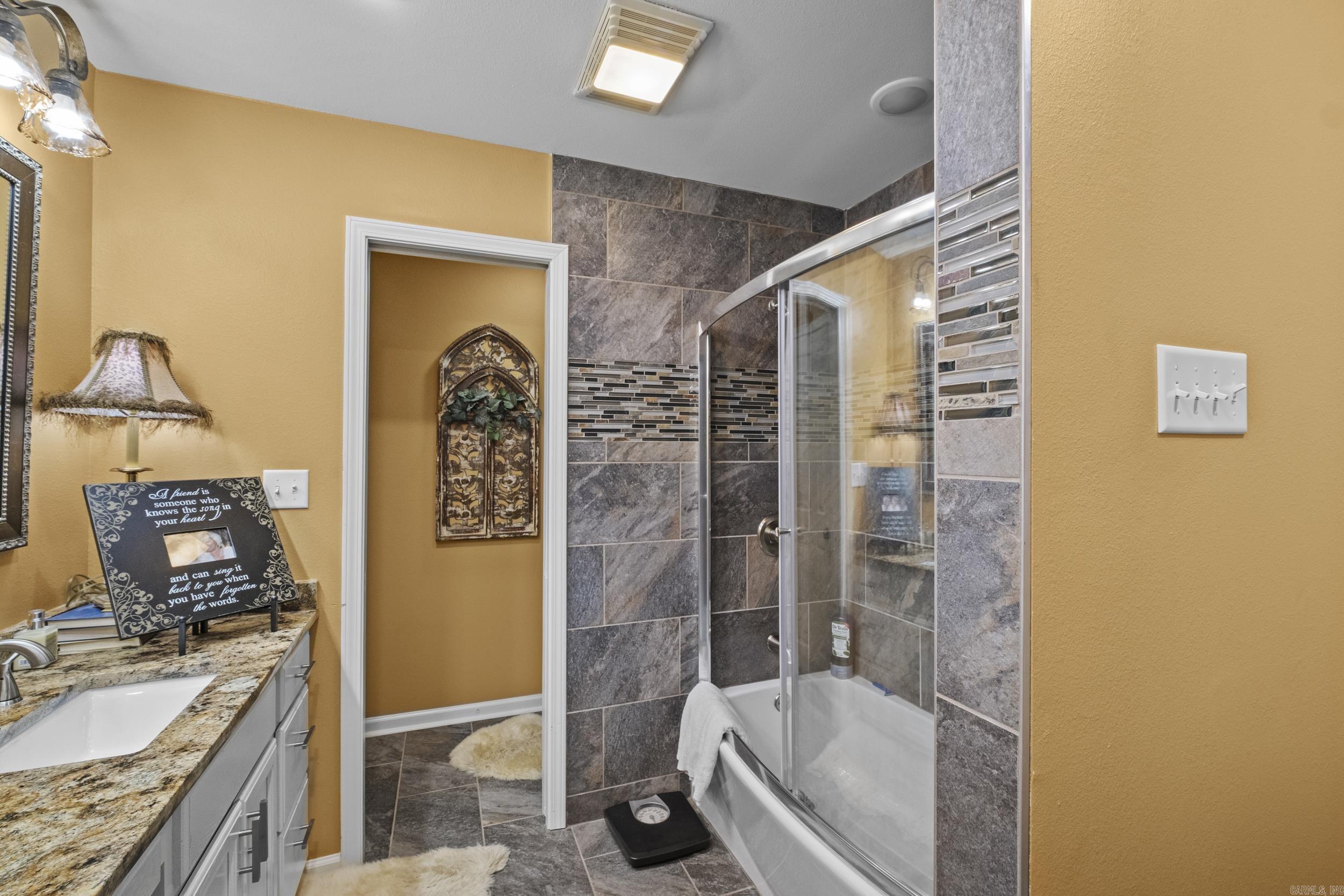 COUNTRY SQUIRE ADD - Residential