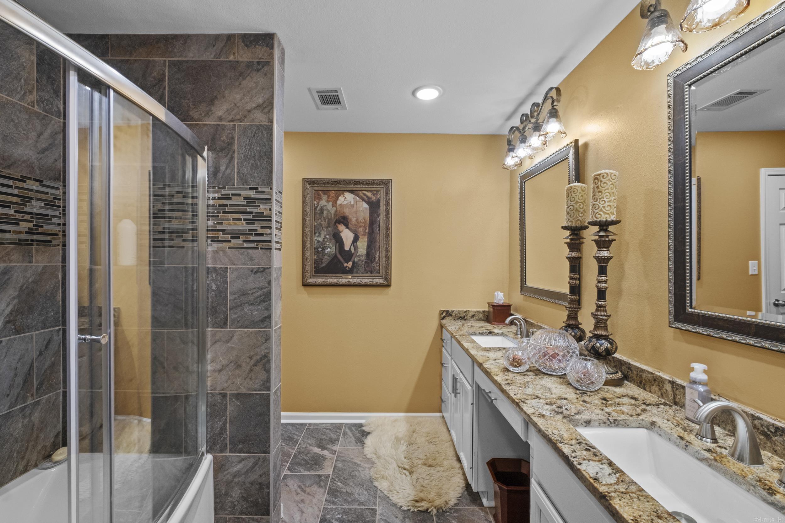 COUNTRY SQUIRE ADD - Residential