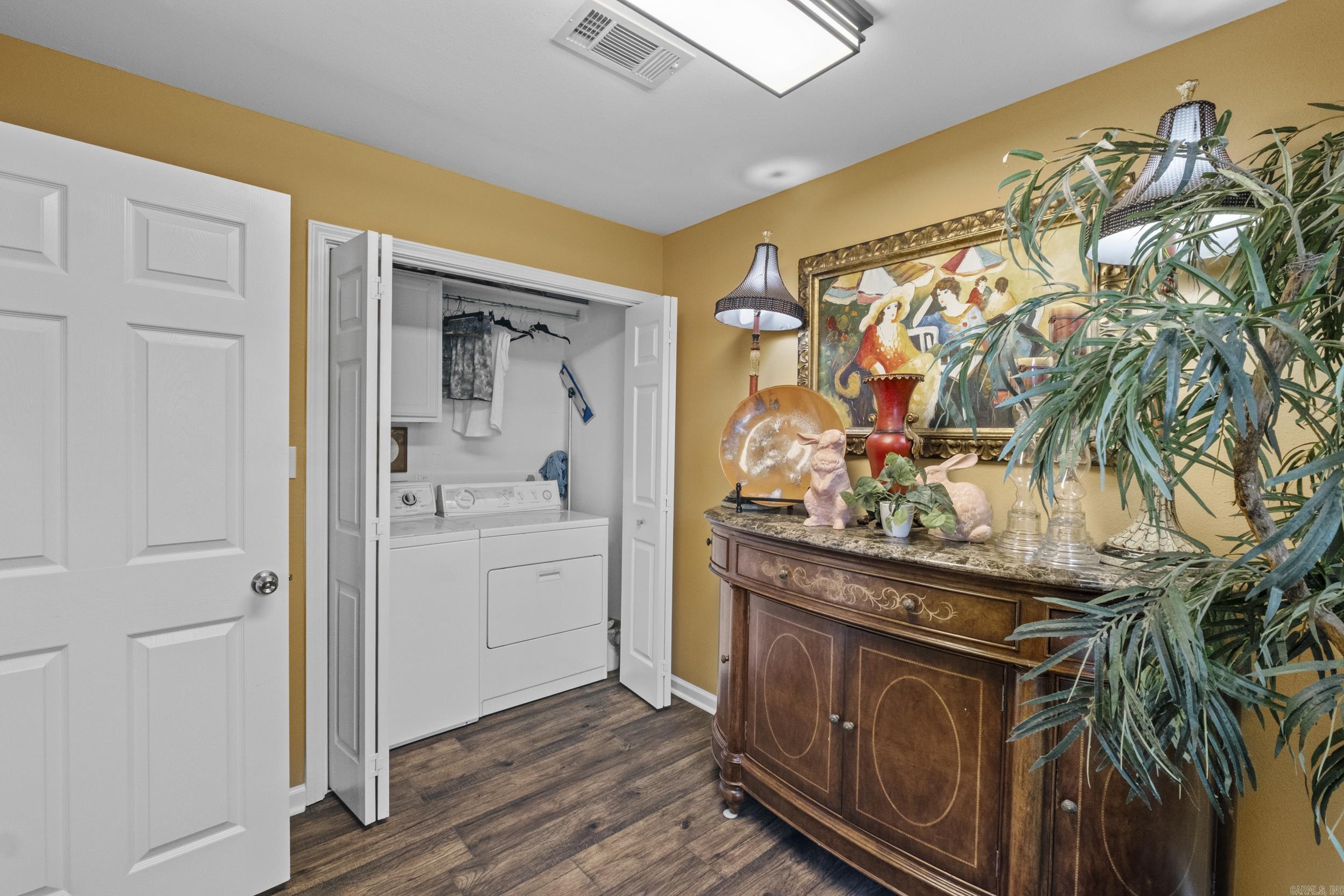 COUNTRY SQUIRE ADD - Residential