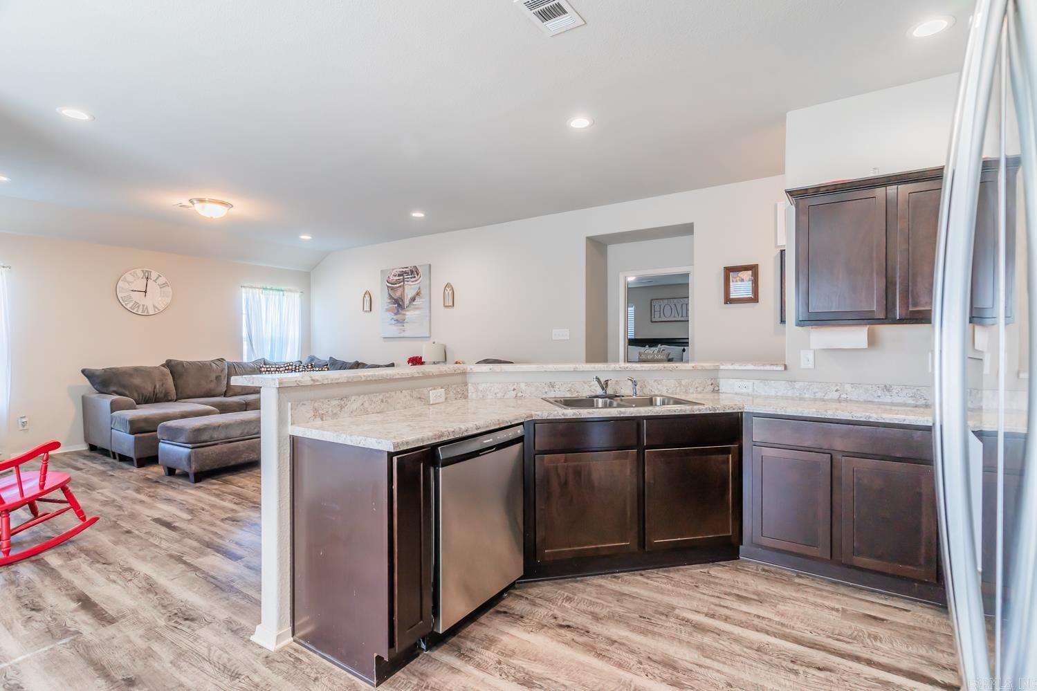 BROOKLAND HILLS - Residential