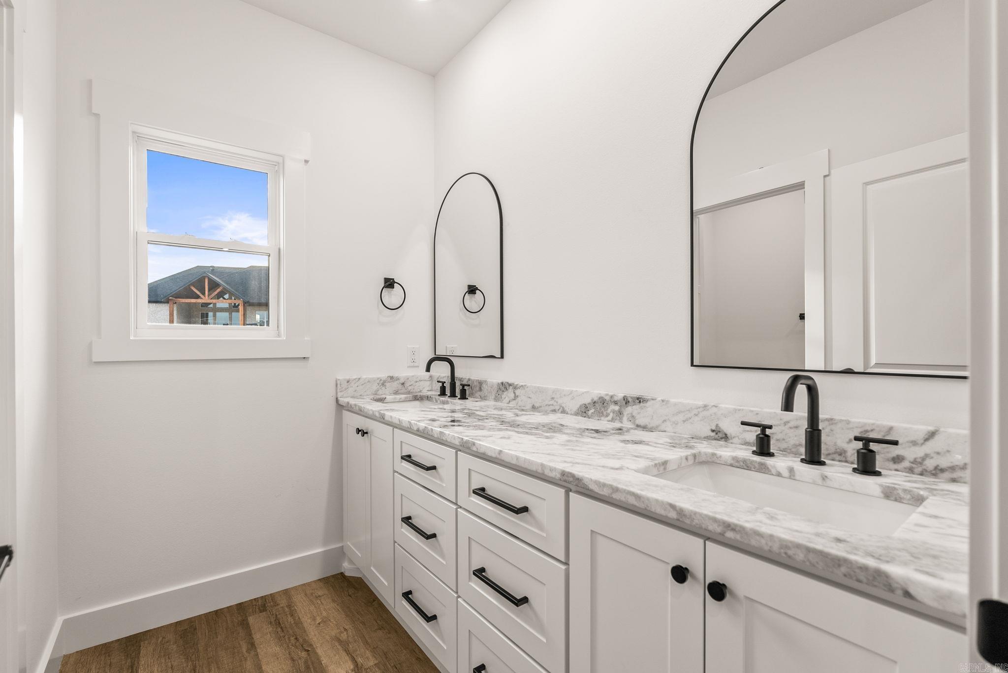 REPUBLICAN VALLEY ESTATES - Residential