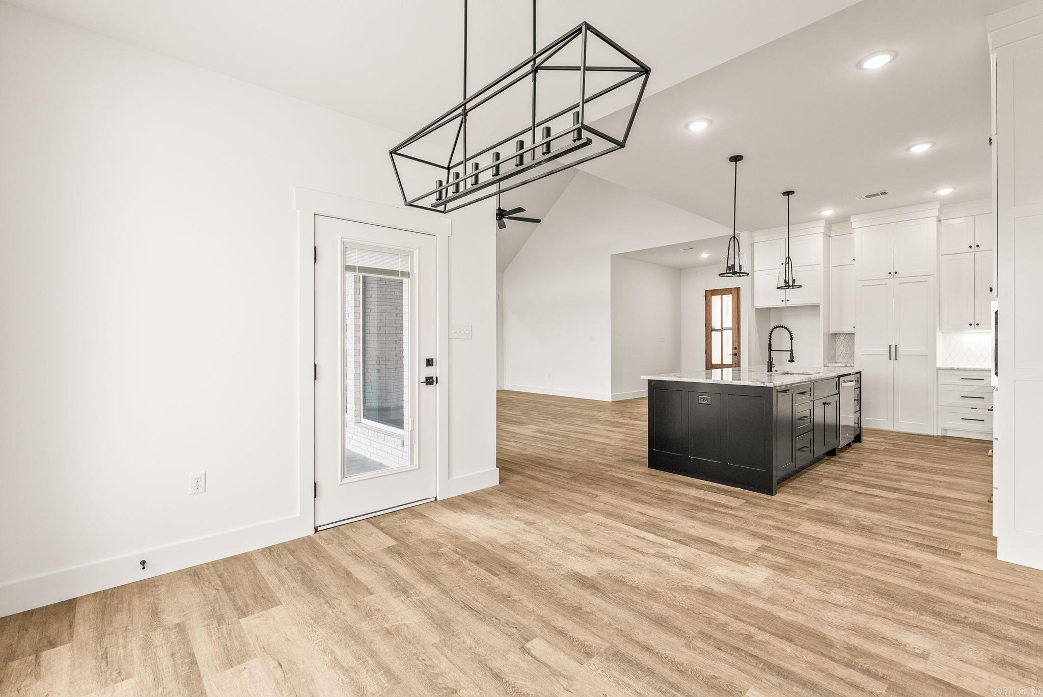 REPUBLICAN VALLEY ESTATES - Residential