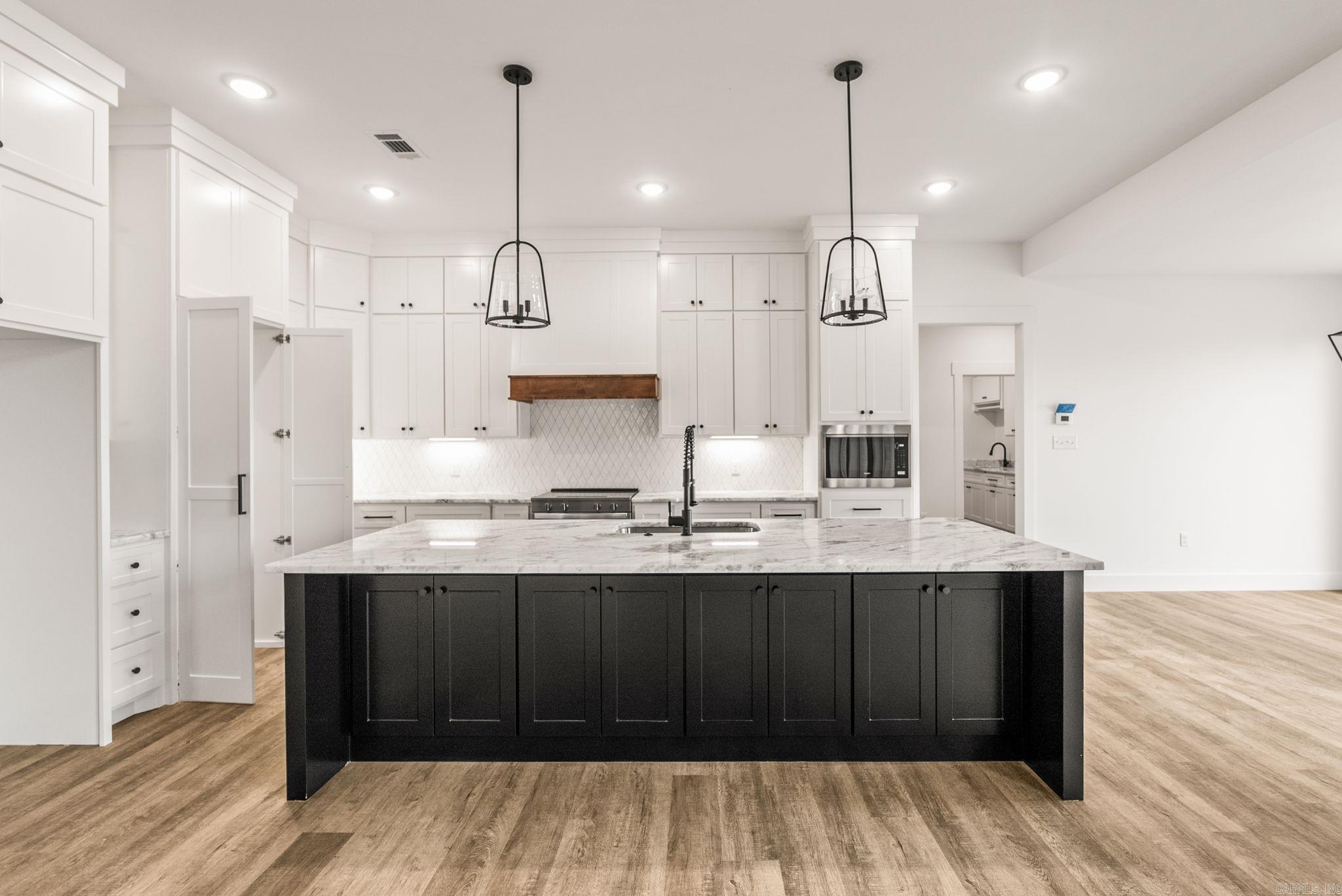 REPUBLICAN VALLEY ESTATES - Residential