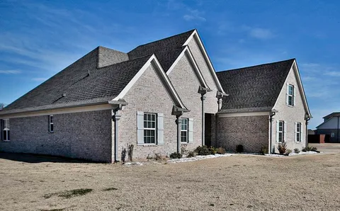 MLS: 25002529