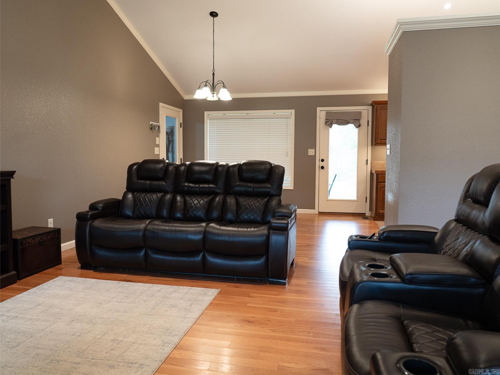 PURE COUNTY ESTATES - Residential