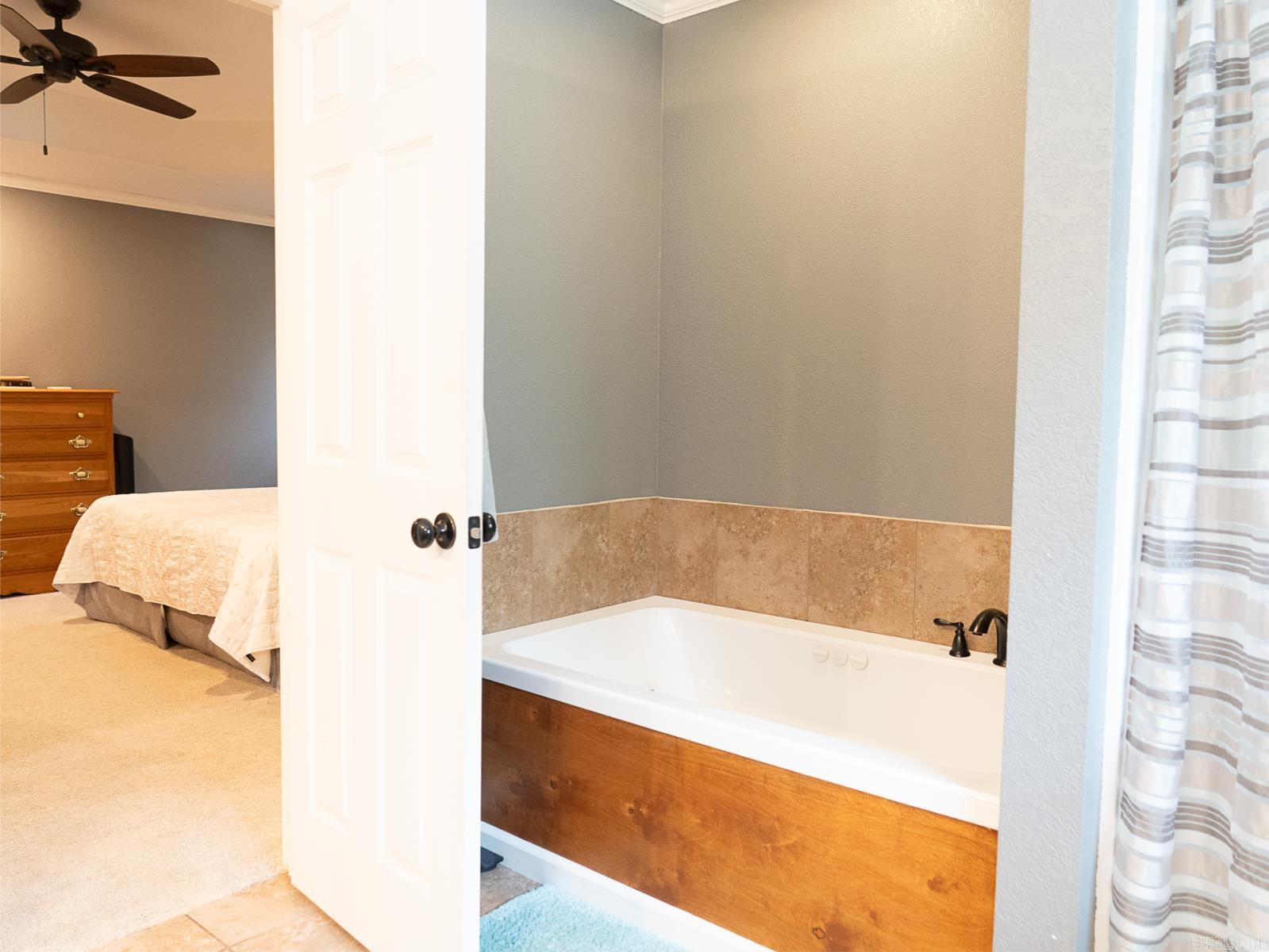 PURE COUNTY ESTATES - Residential