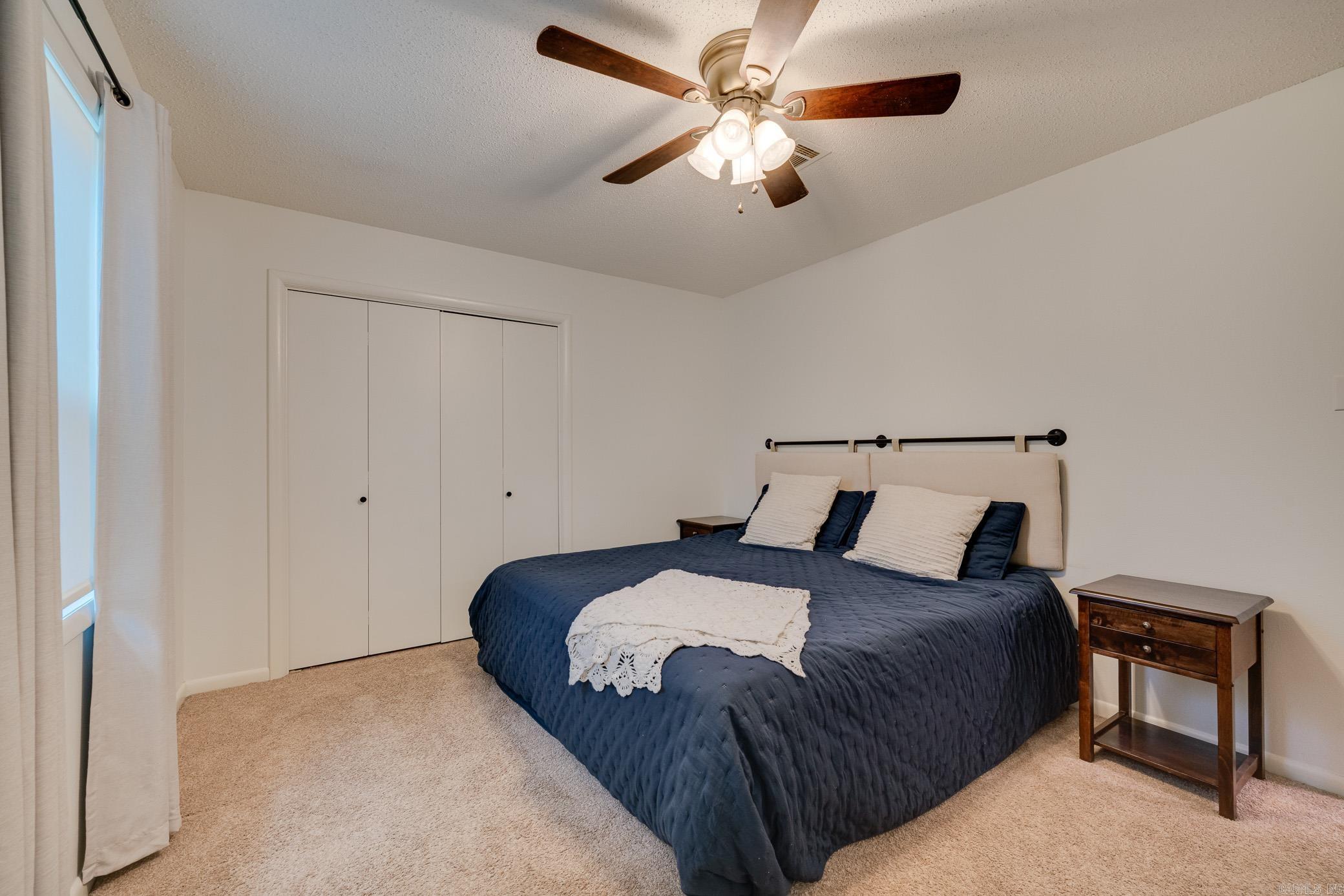 OAK FORREST - Residential