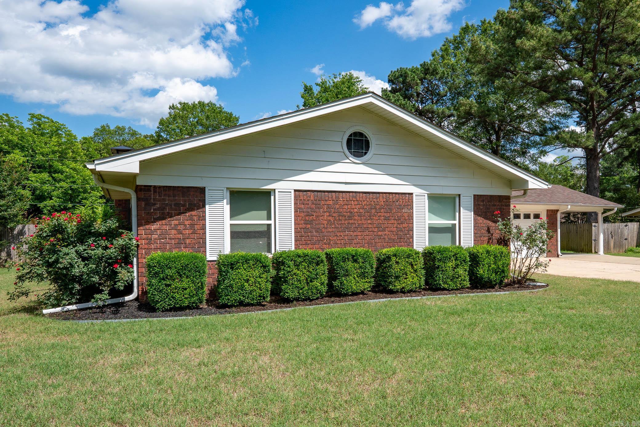 OAK FORREST - Residential