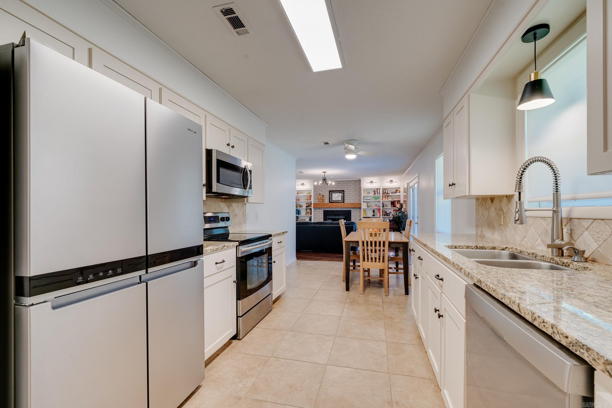 OAK FORREST - Residential
