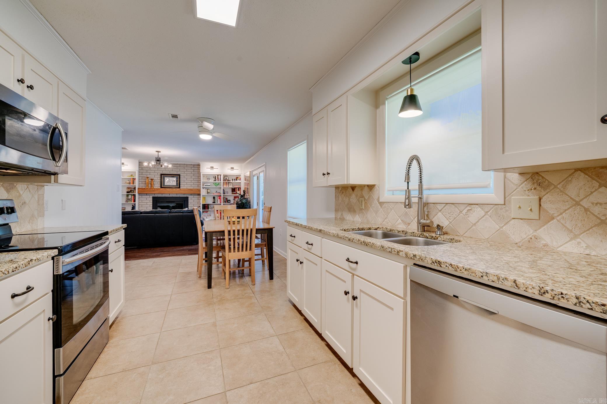 OAK FORREST - Residential