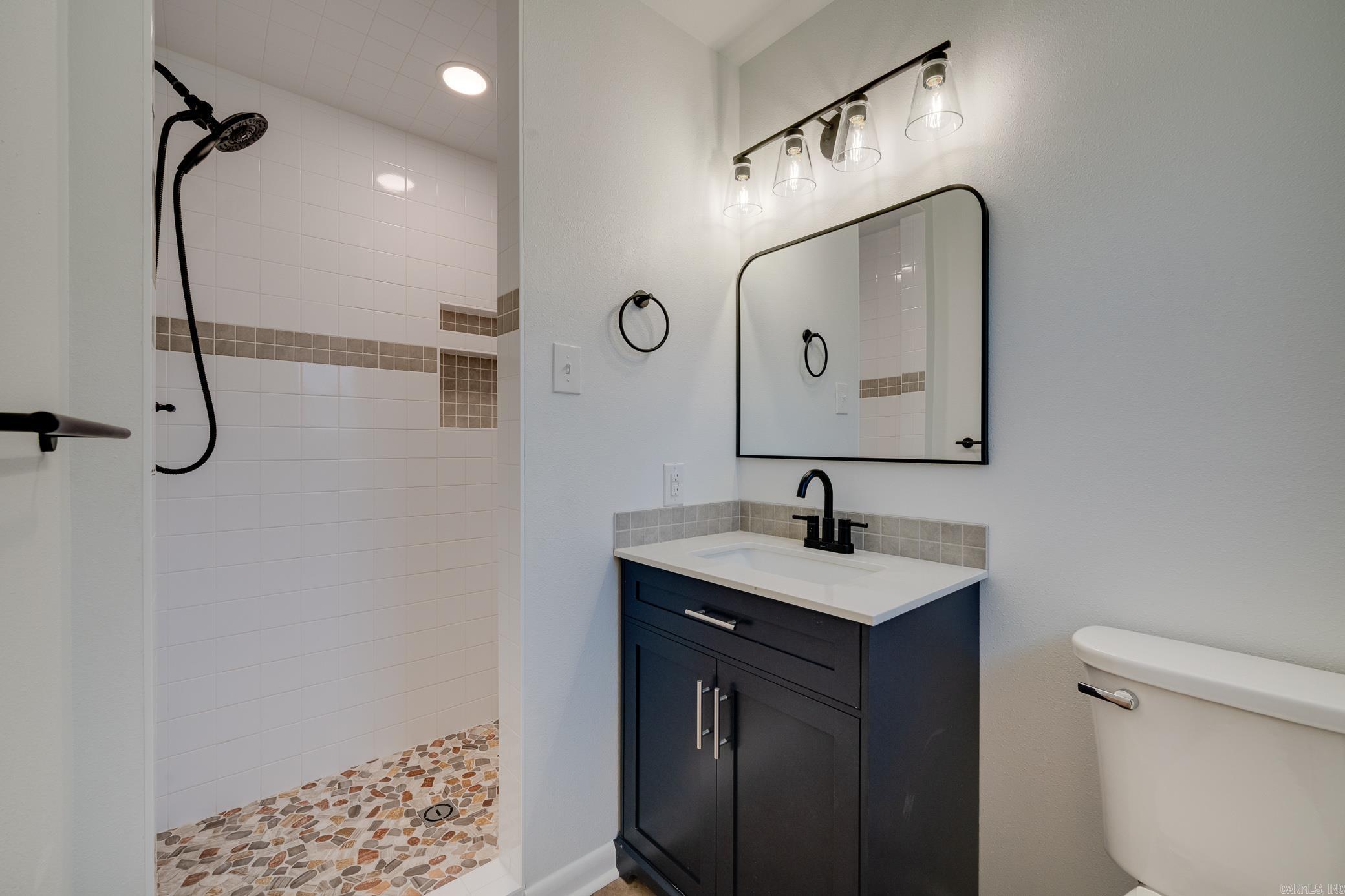 OAK FORREST - Residential