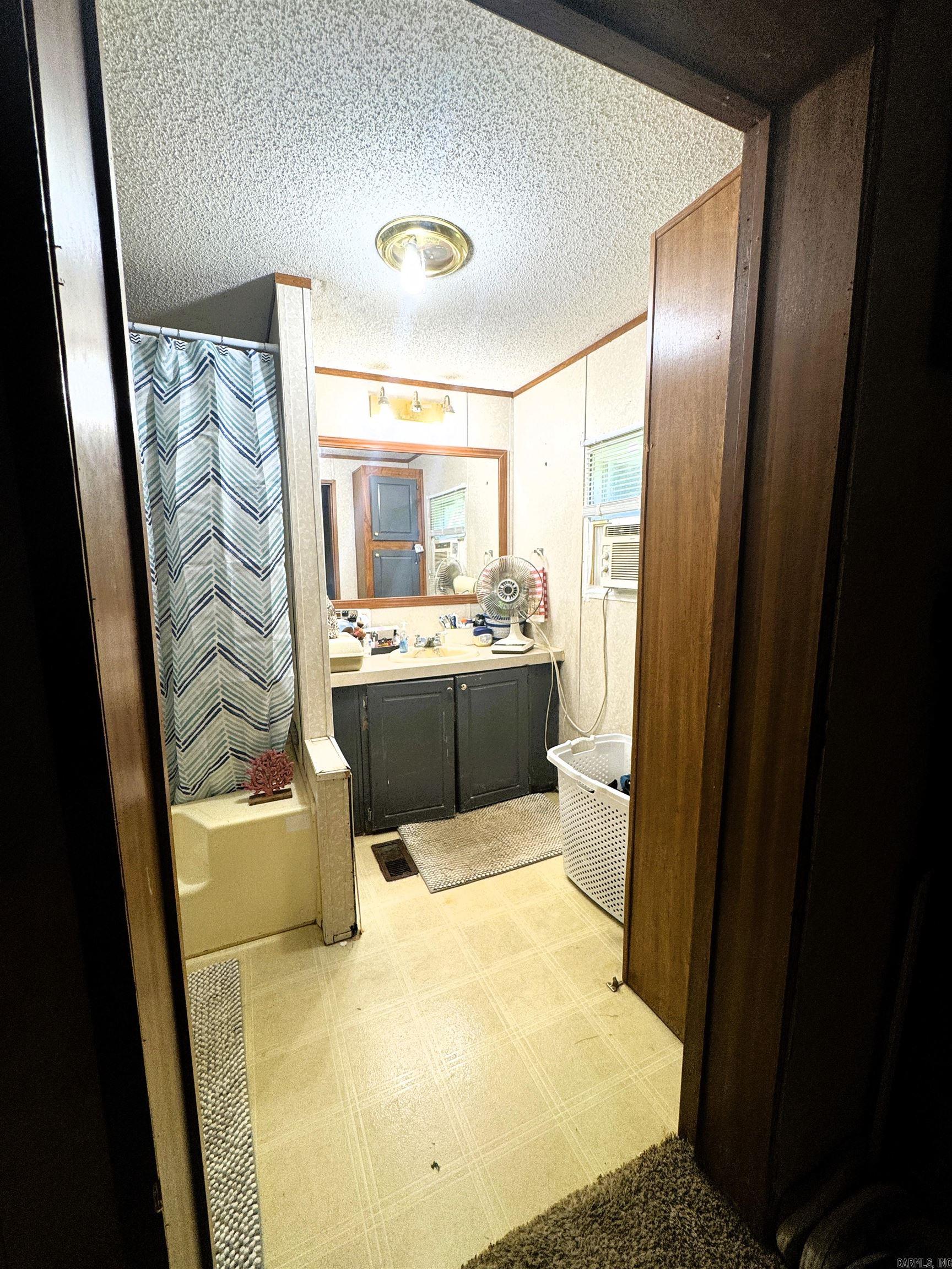 M&B PIGGOTT 2-20-8 - Residential