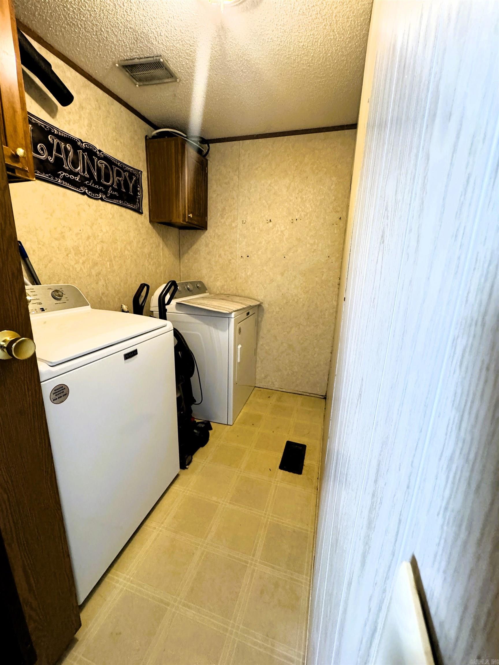 M&B PIGGOTT 2-20-8 - Residential
