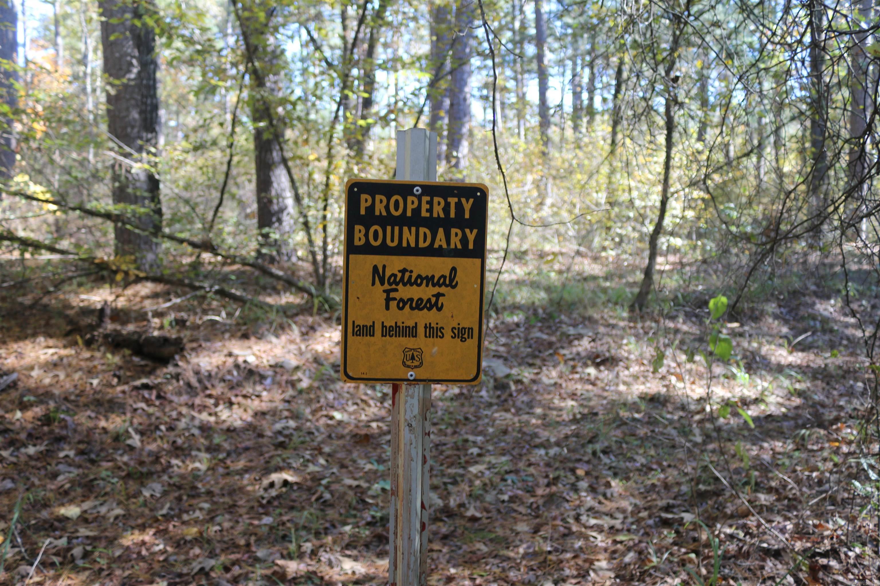 Metes & Bounds - Land