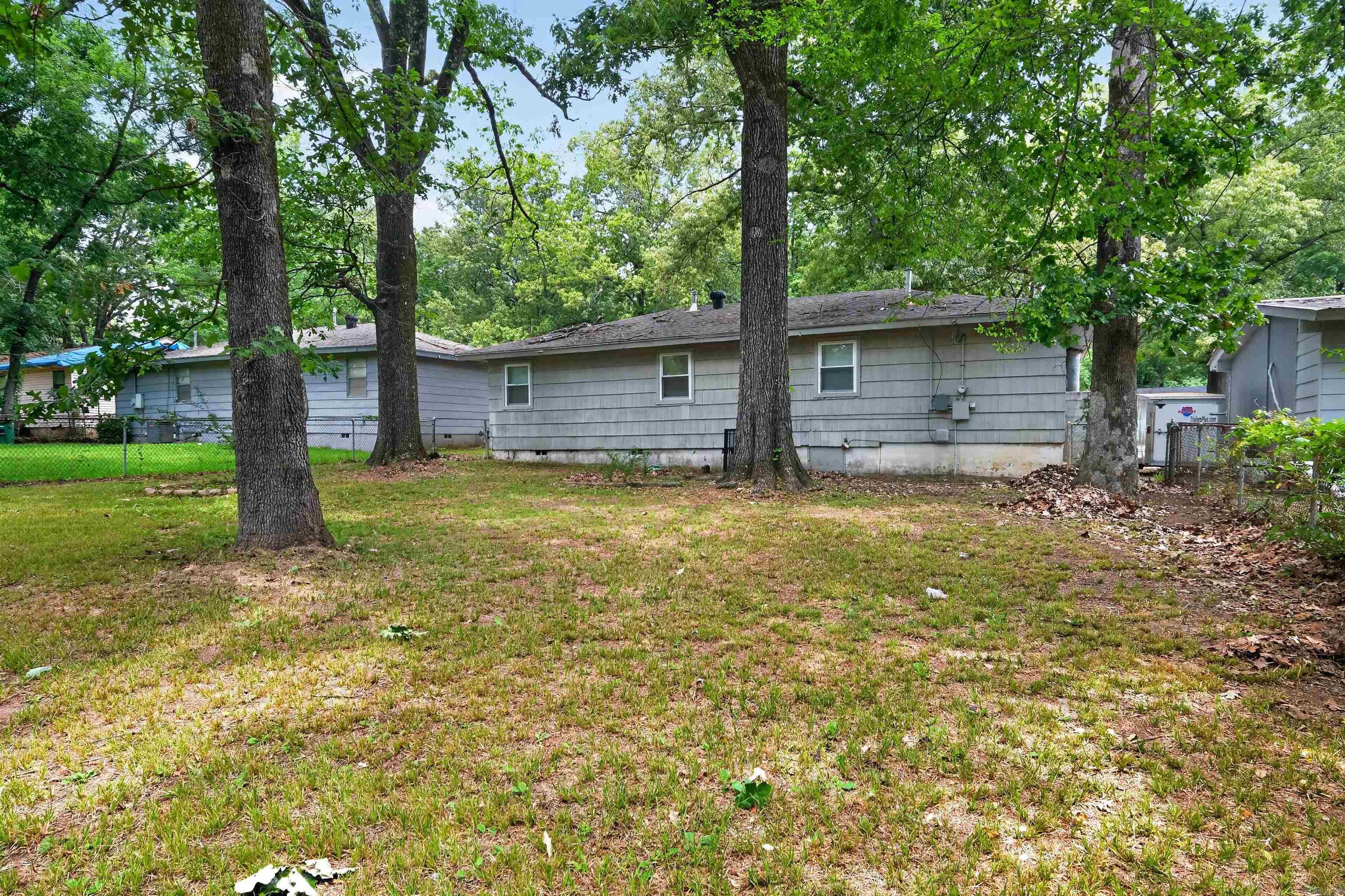 WAKEFIELD VILLAGE - Residential