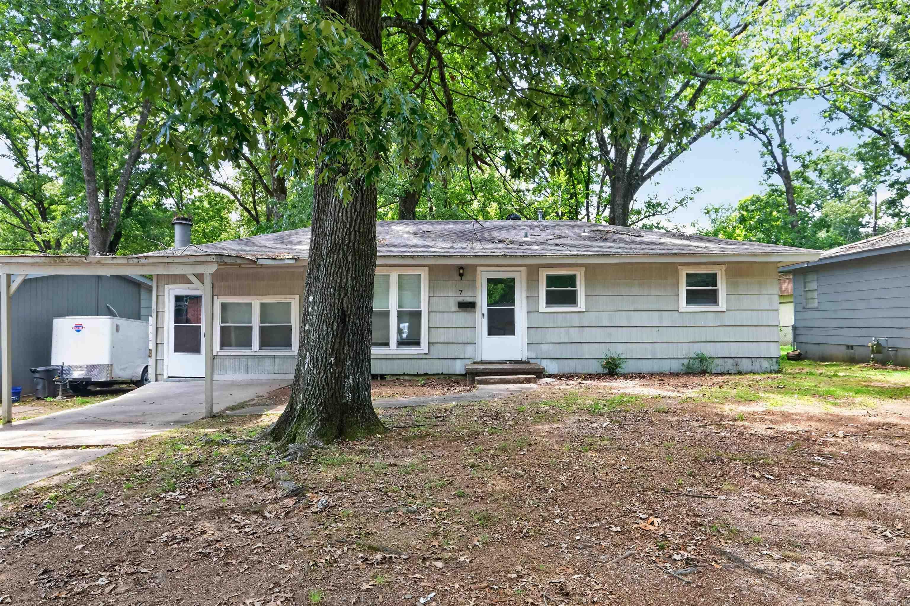 WAKEFIELD VILLAGE - Residential
